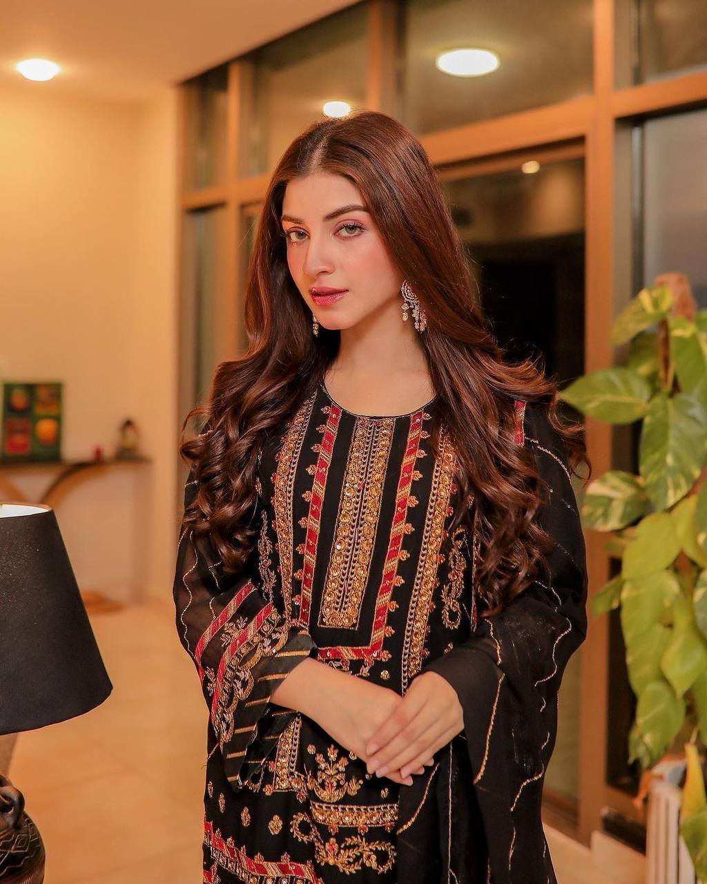 पार्टी वियर डिज़ाइनर टॉप और बॉटम दुपट्टे के साथ