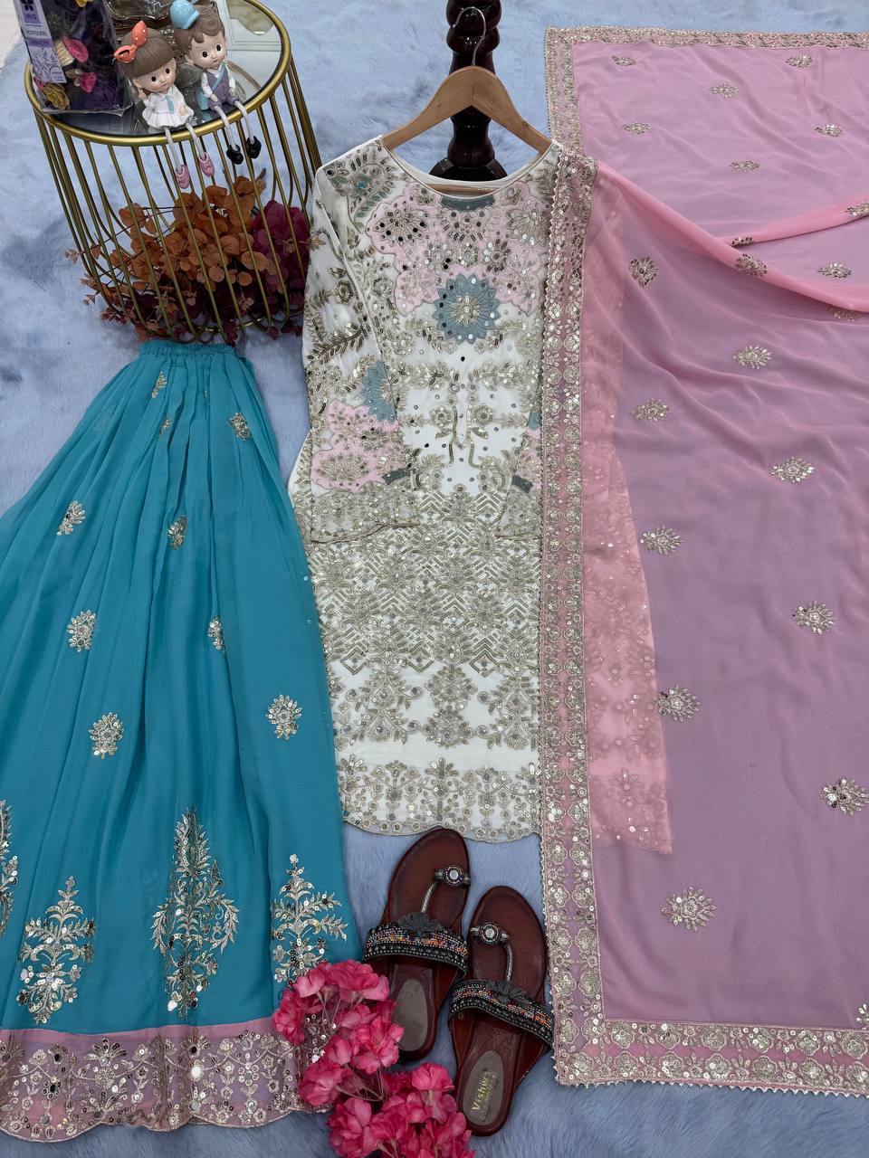 डिज़ाइनर पार्टी वियर लुक टॉप प्लाज़ो और दुपट्टा सेट