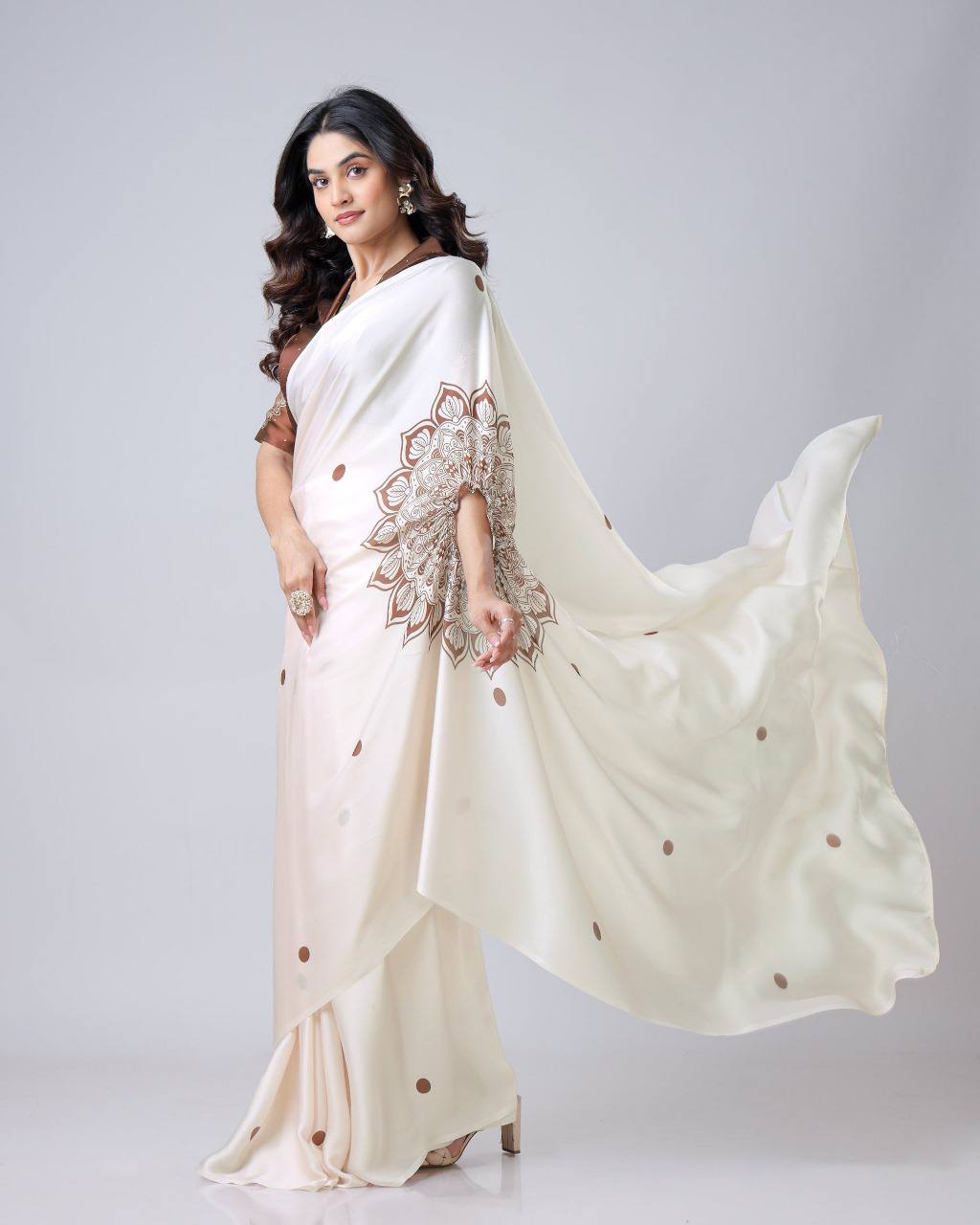 Trending Free Hand Ready To Wear Saree