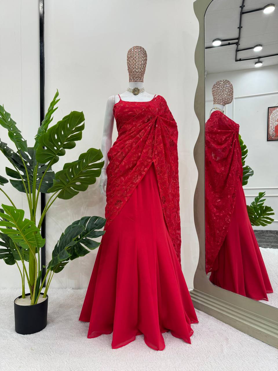 पार्टी वियर लुक रेडी टू वियर लहंगा साड़ी