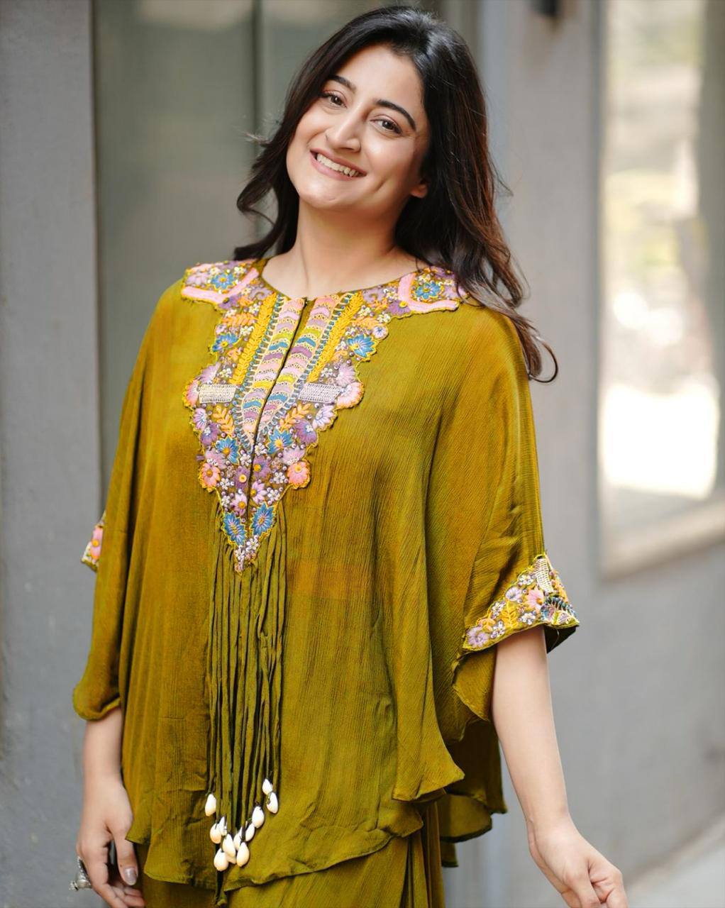 पार्टी वियर लुक फैंसी टॉप-ब्लाउज और प्लाज़ो