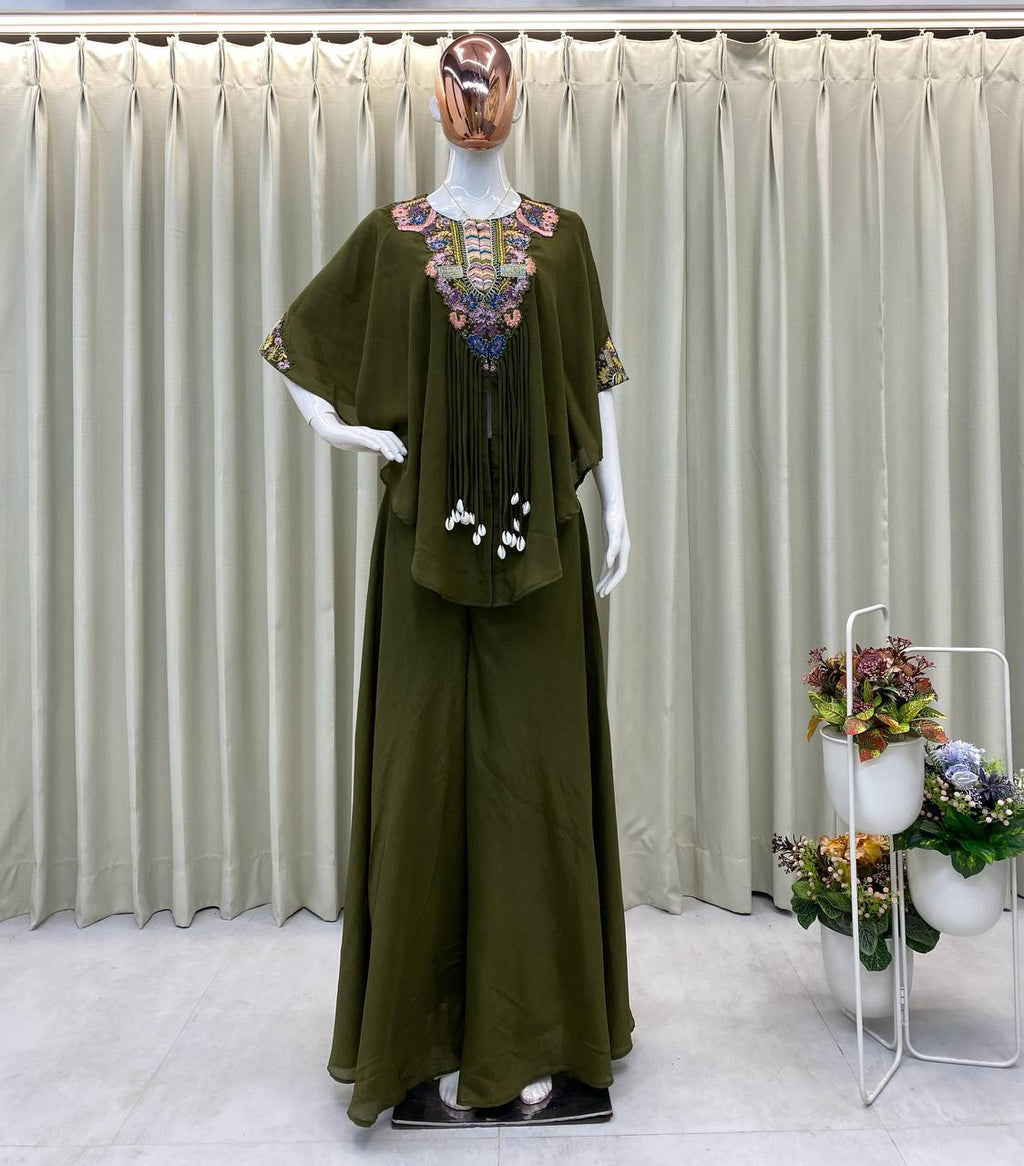 पार्टी वियर लुक फैंसी टॉप-ब्लाउज और प्लाज़ो