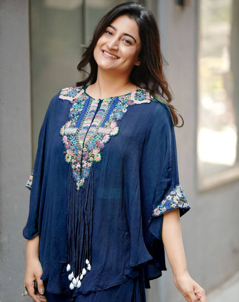 पार्टी वियर लुक फैंसी टॉप-ब्लाउज और प्लाज़ो