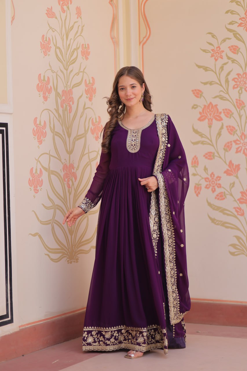 Party Wear Look Designer Gown And Beautiful Dupatta