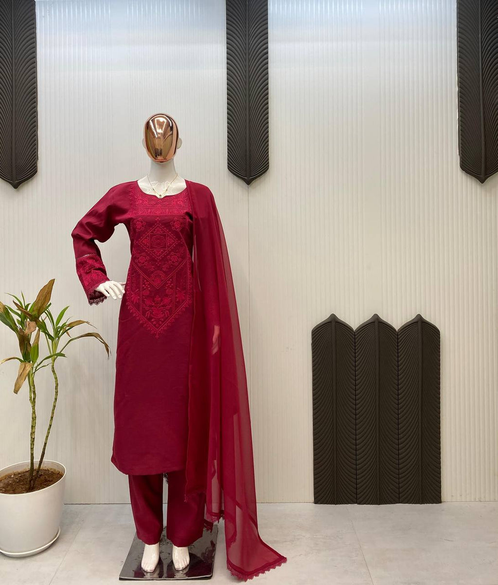 पार्टी वियर डिज़ाइनर टॉप-बॉटम और खूबसूरत दुपट्टा