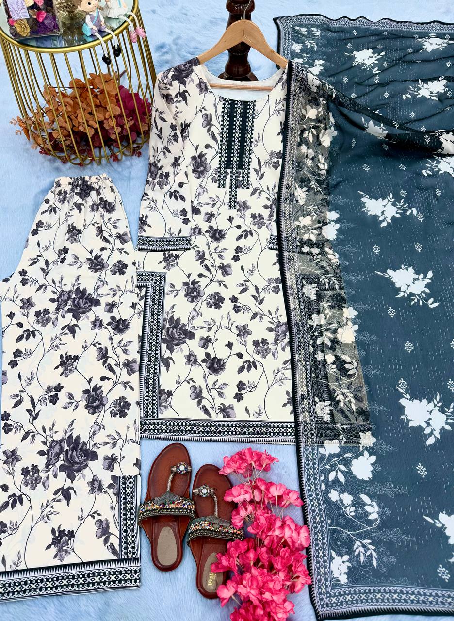 डिजिटल प्रिंट के साथ डिज़ाइनर पार्टी वियर लुक को-ऑर्ड्स सेट