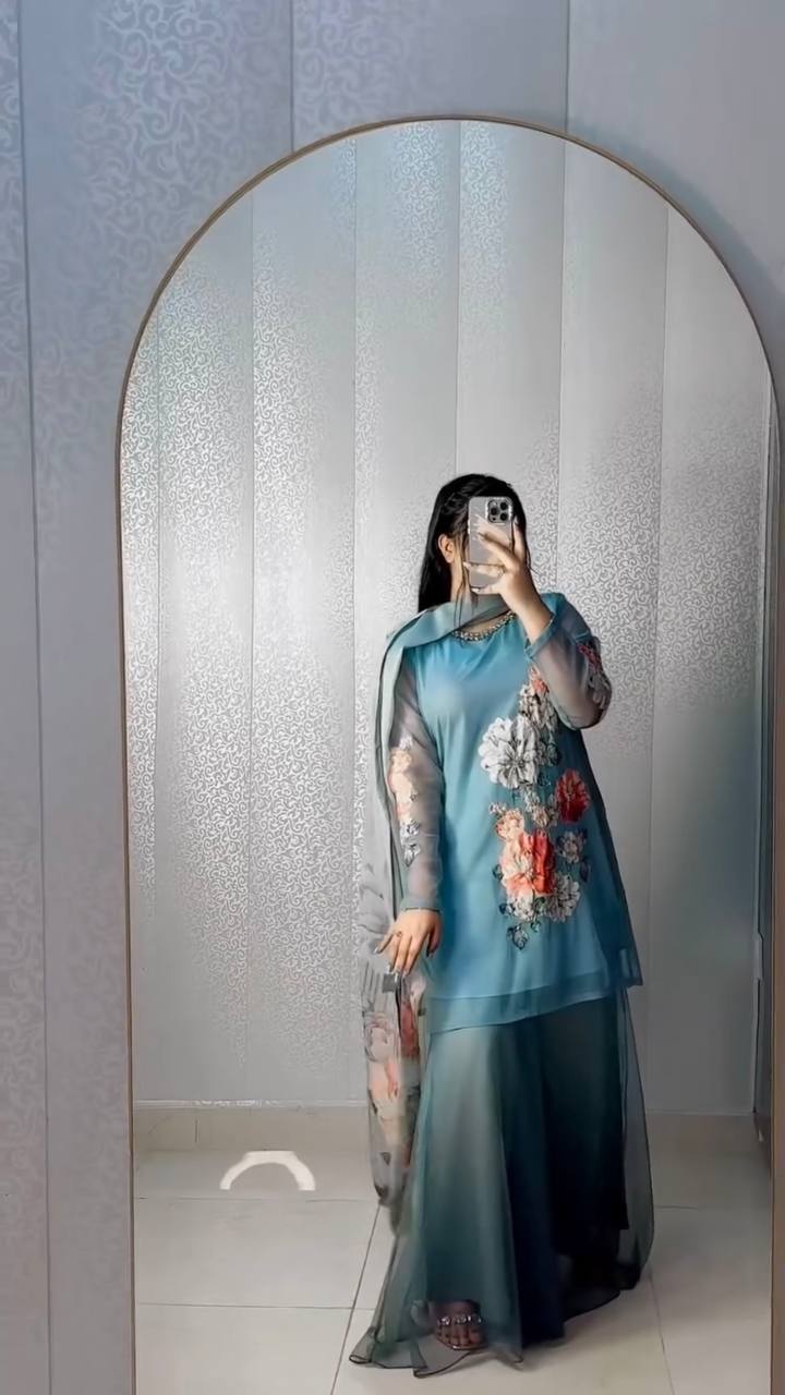 डिजिटल प्रिंट और असली खटाली हाथ के काम के साथ फैंसी सूट सेट