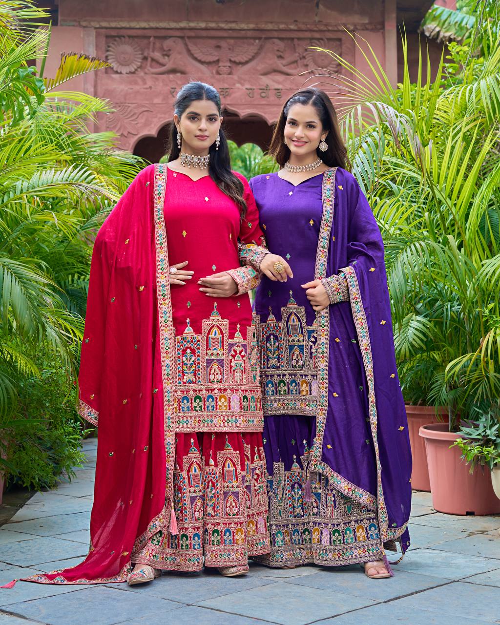 कढ़ाई कोडिंग डोरी-सीक्वेंस वर्क के साथ फैंसी टॉप-बॉटम और दुपट्टा