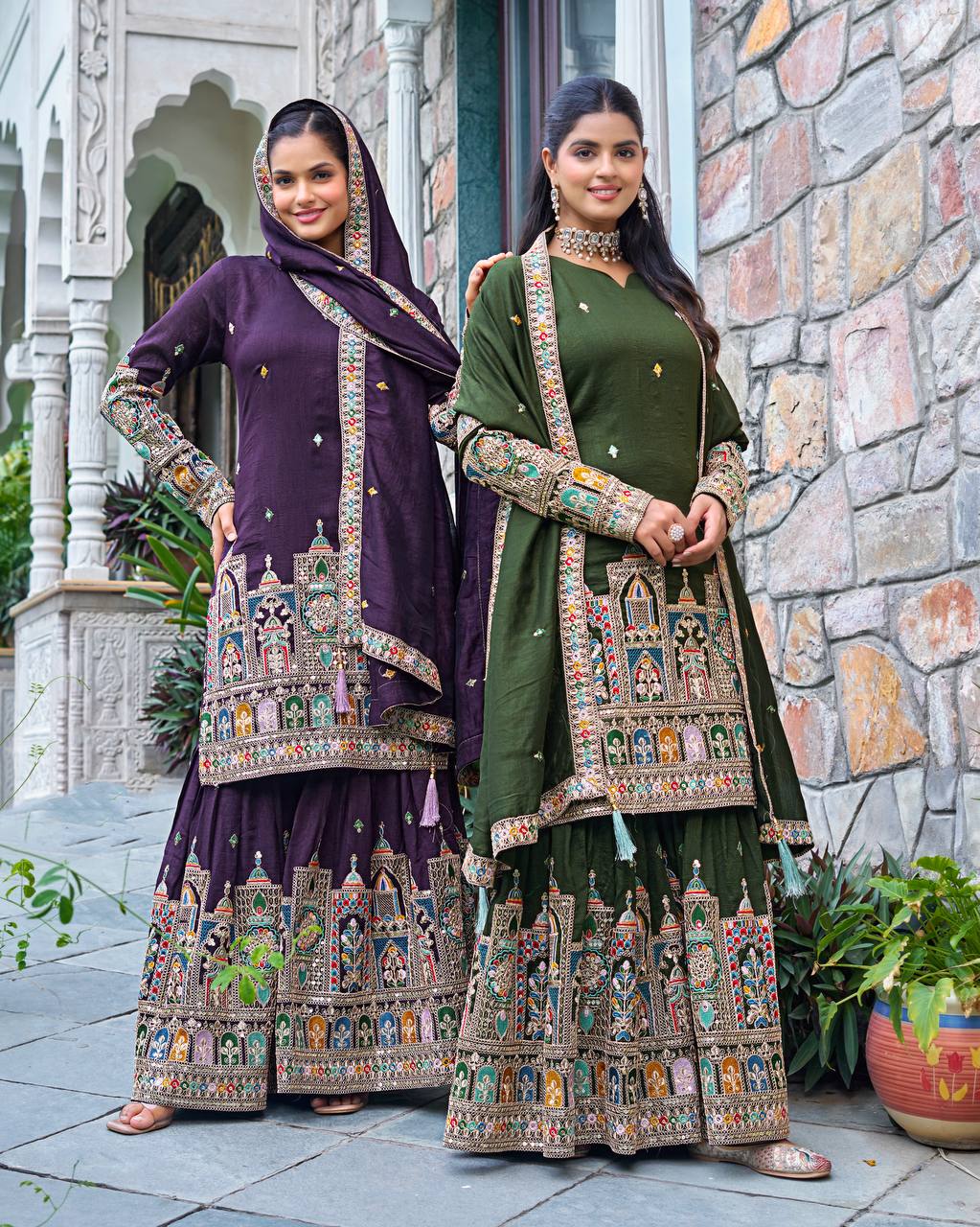 कढ़ाई कोडिंग डोरी-सीक्वेंस वर्क के साथ फैंसी टॉप-बॉटम और दुपट्टा