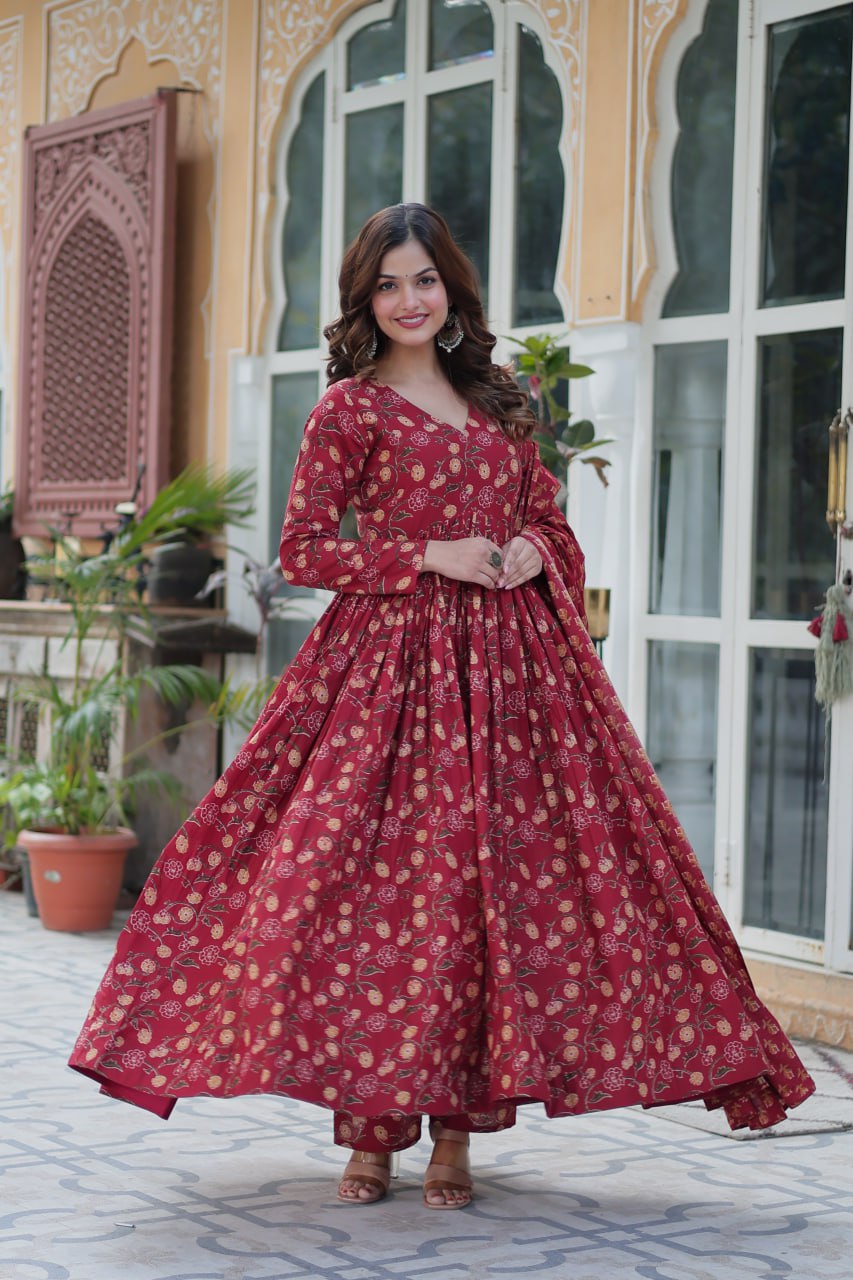 Party Wear Look Beautiful Gown And Pent With Dupatta