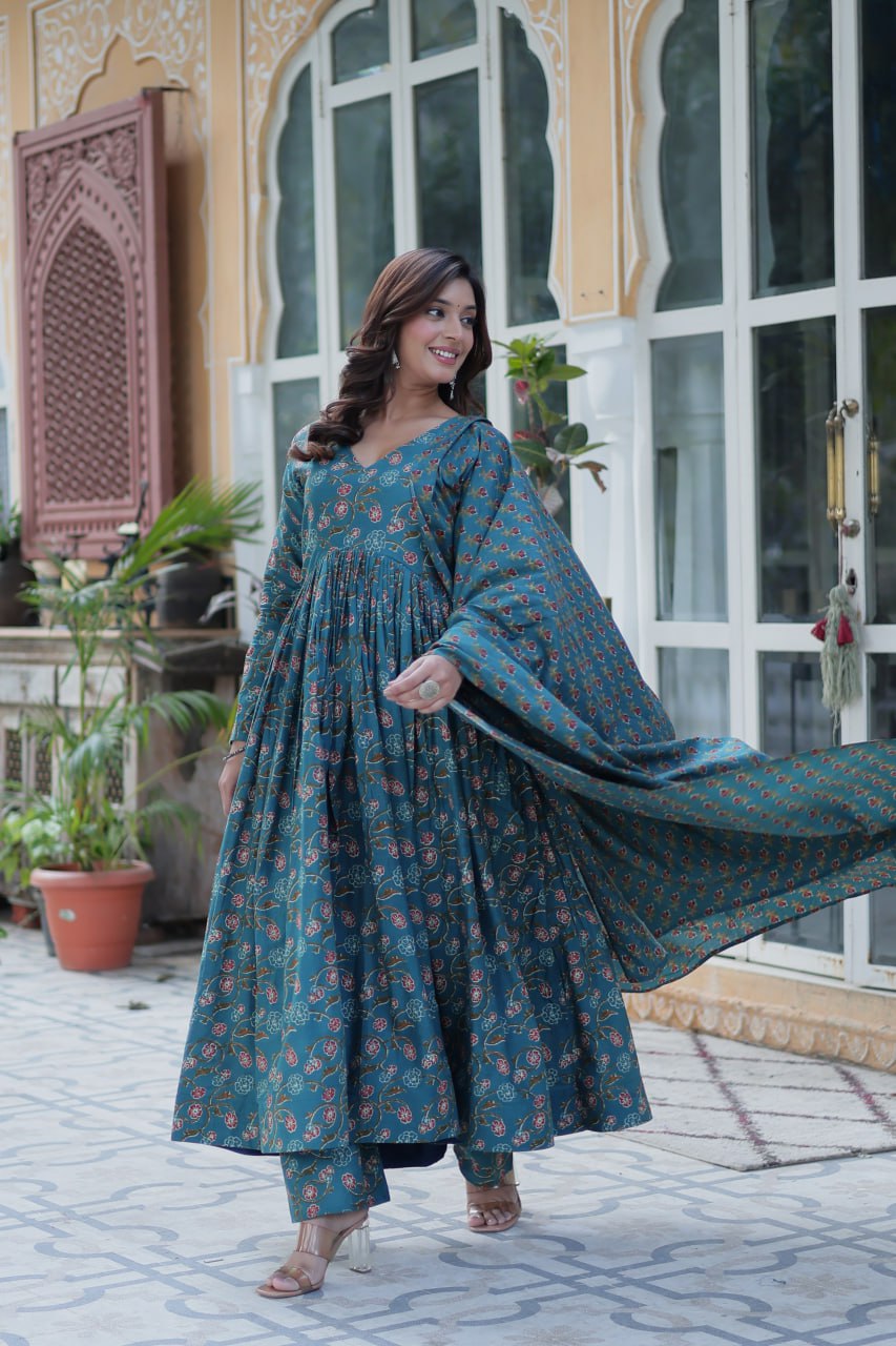 Party Wear Look Beautiful Gown And Pent With Dupatta