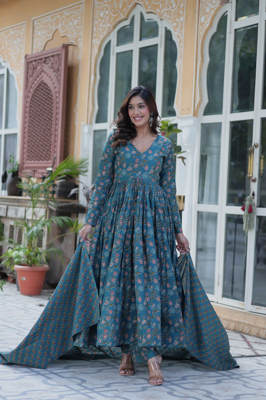 Party Wear Look Beautiful Gown And Pent With Dupatta
