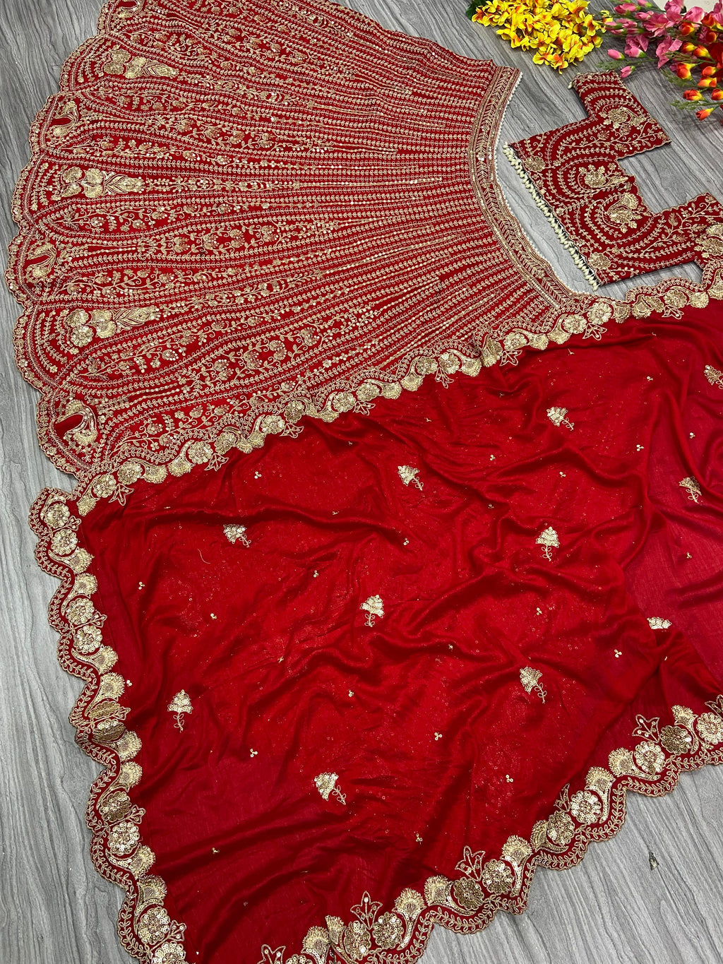 Designer Party Wear Lehenga Choli With Beautiful Thread Embroidery Work