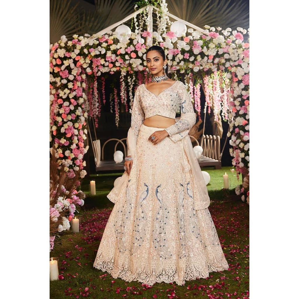 Beautiful Most Trending Lehenga Choli With Thread Embroidery