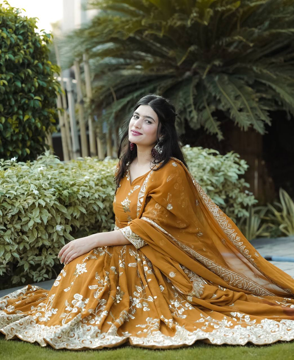 Designer Anarkali Suit Pent And Dupatta In New Fancy Style