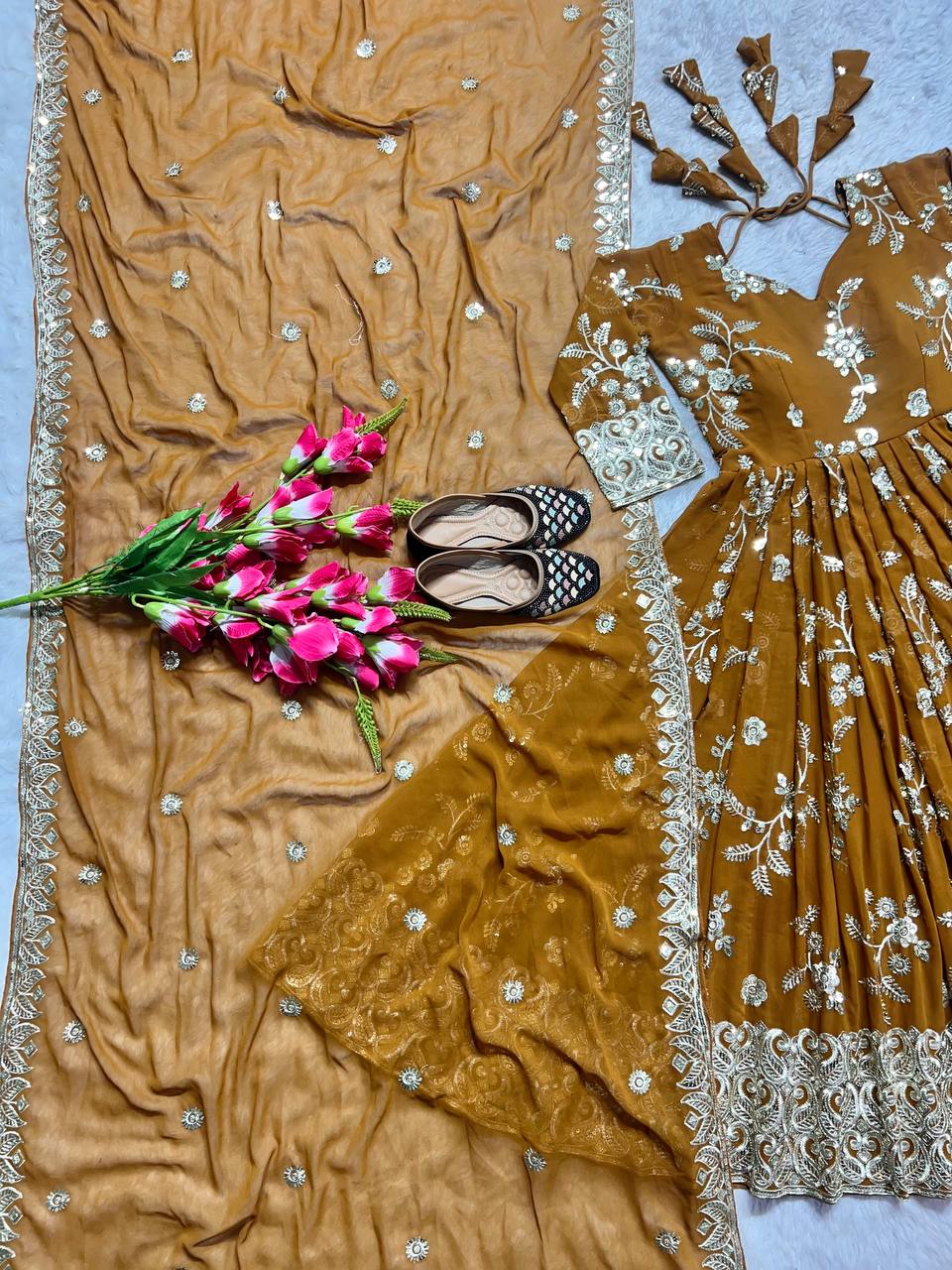 Designer Anarkali Suit Pent And Dupatta In New Fancy Style