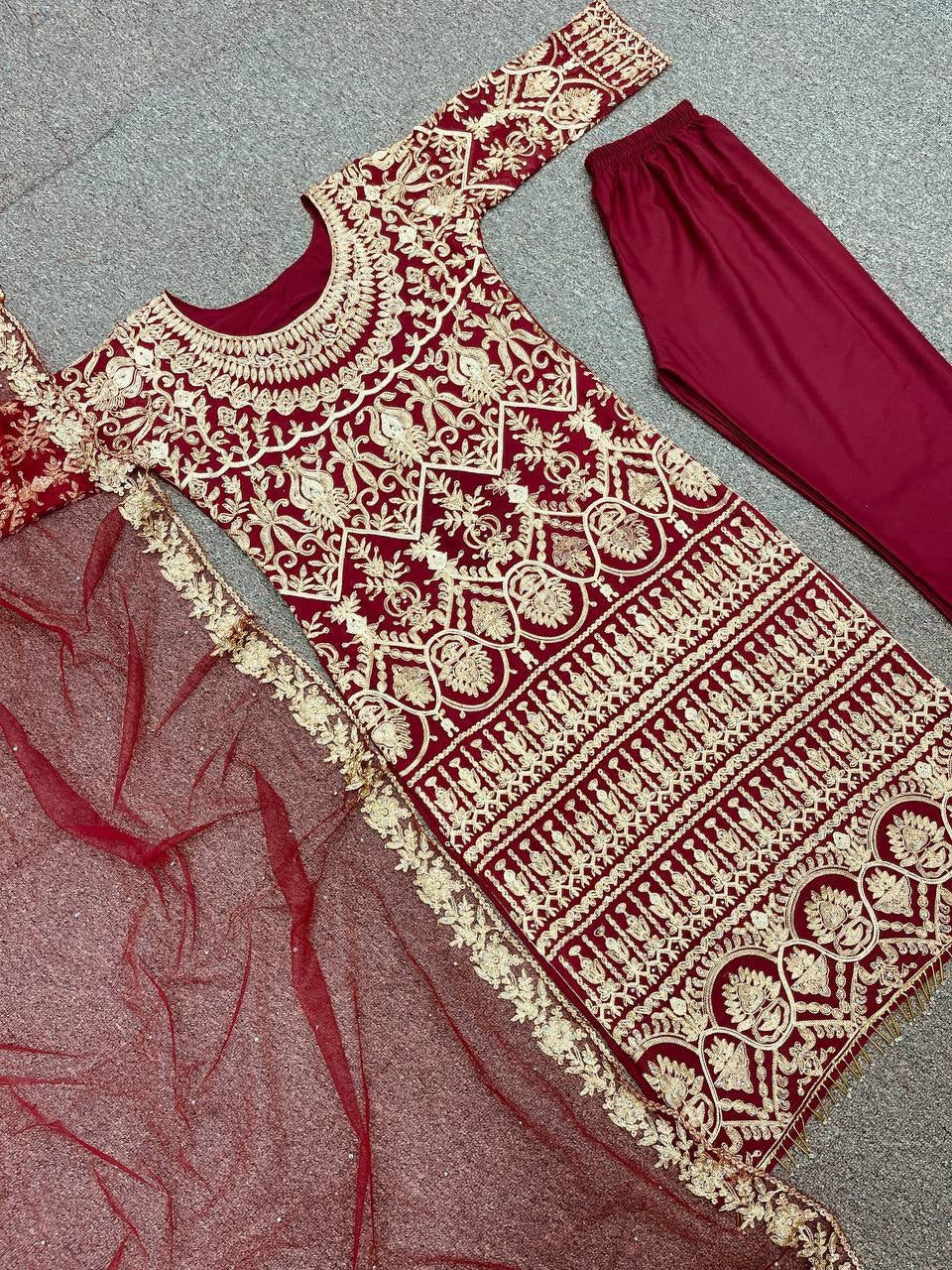 डिज़ाइनर पार्टी वियर लुक टॉप-बॉटम और दुपट्टा 