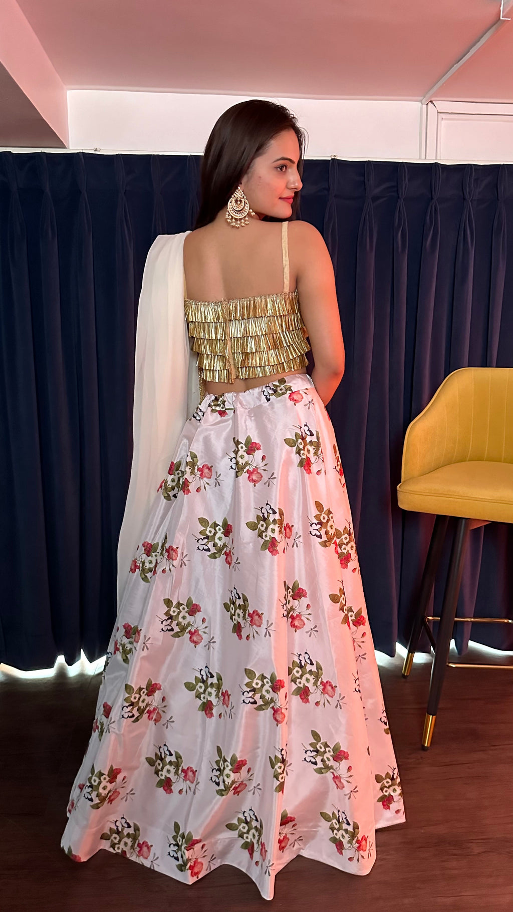 डिजिटल प्रिंट के साथ पार्टी वियर लहंगा चोली