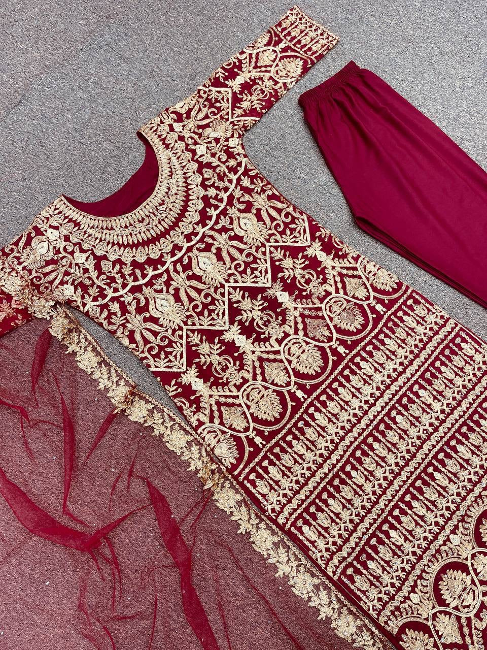 डिज़ाइनर पार्टी वियर लुक टॉप-बॉटम और दुपट्टा 