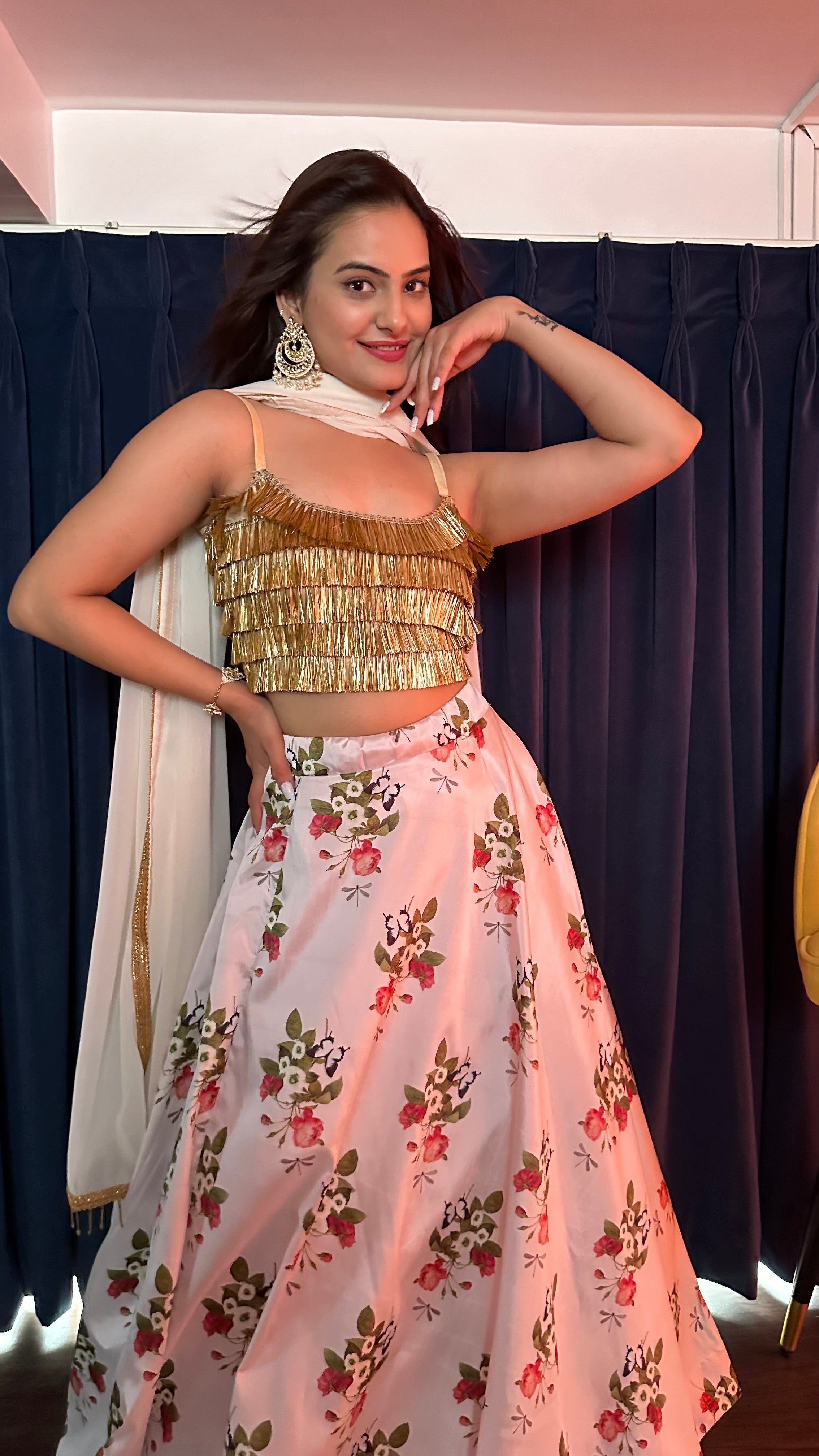 डिजिटल प्रिंट के साथ पार्टी वियर लहंगा चोली