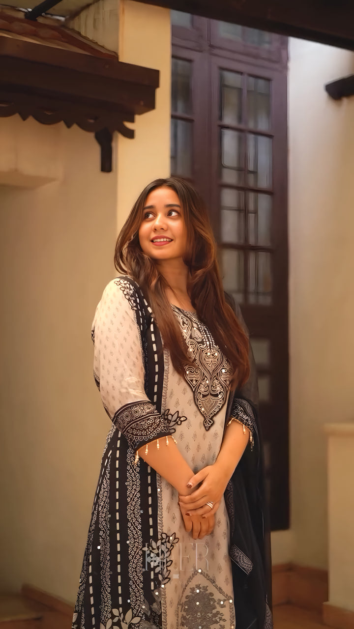 Beautiful Suit Set With Digital Print With Real Mirror Hand Work