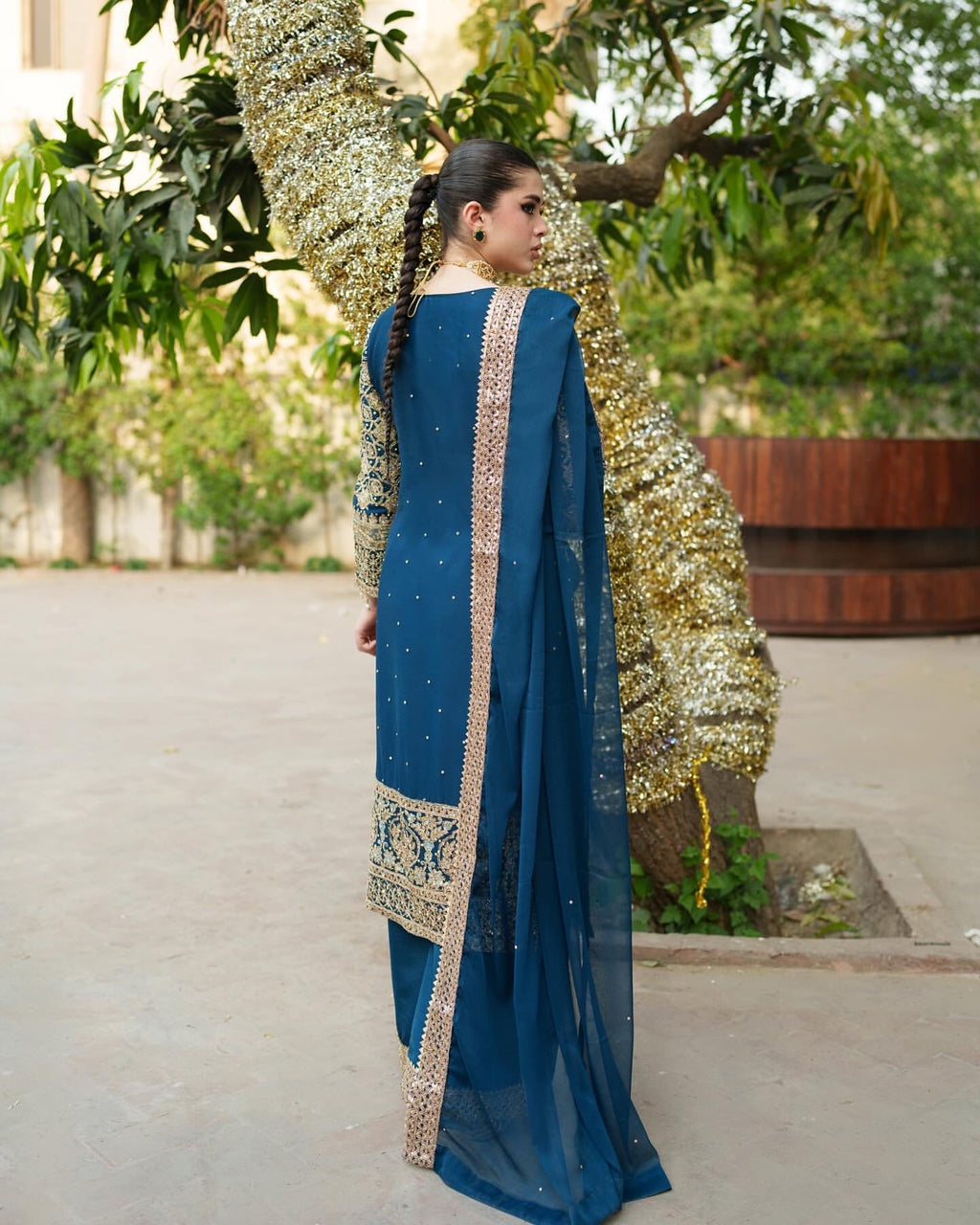 पार्टी वियर डिज़ाइनर माँ बेटी संयोजन डिज़ाइन