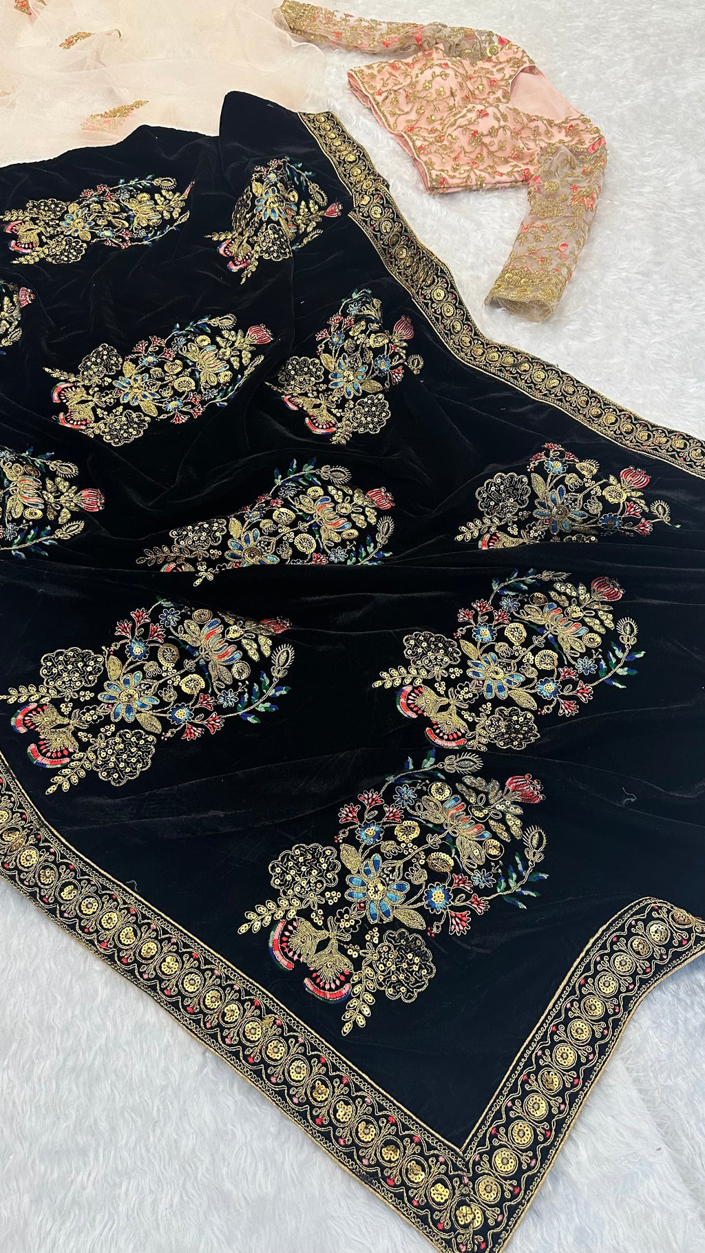 Party Wear Beautiful Saree With Sequence & Thread Work