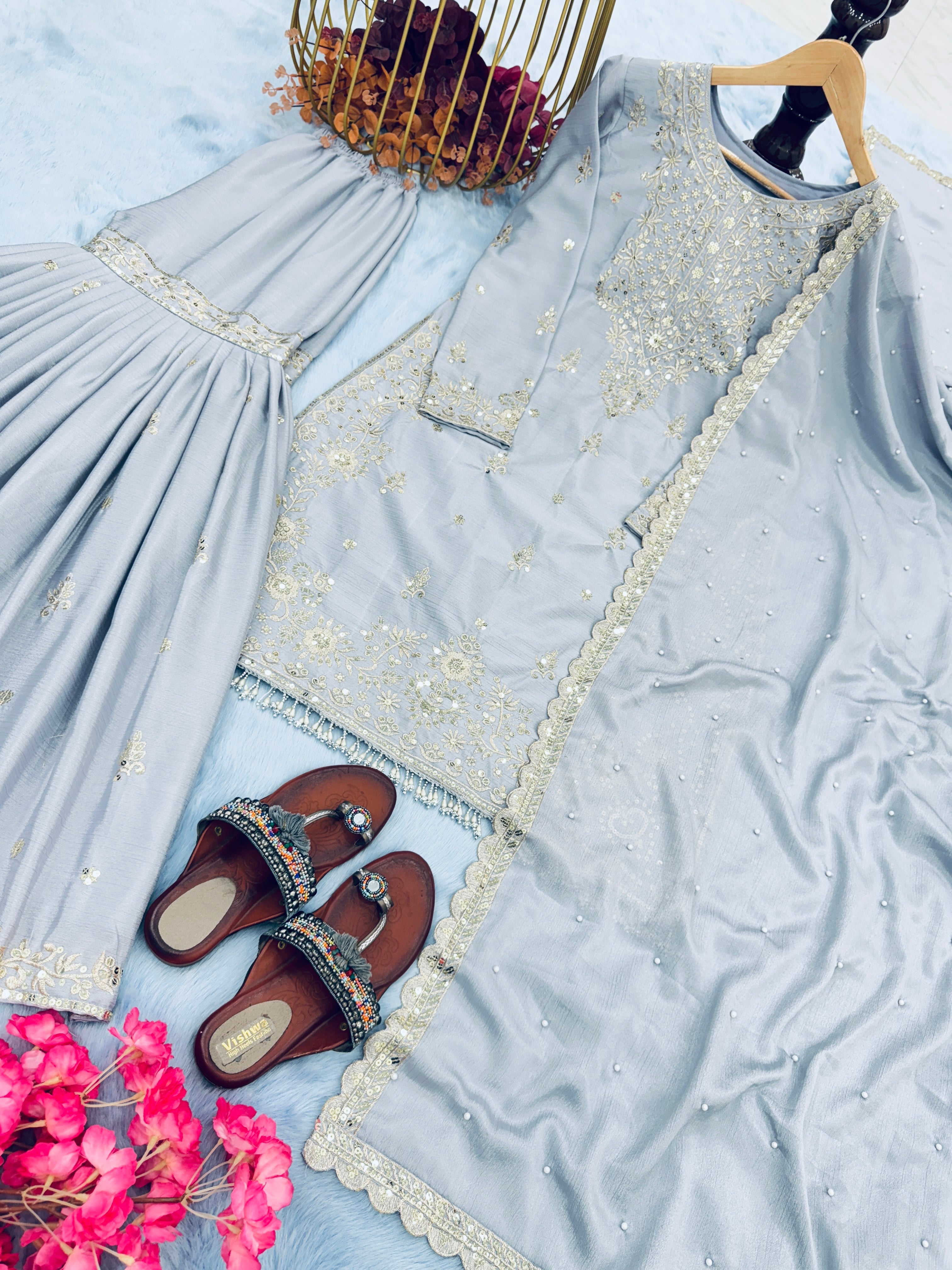 डिज़ाइनर पार्टी वियर लुक टॉप प्लाज़ो और खूबसूरत दुपट्टा