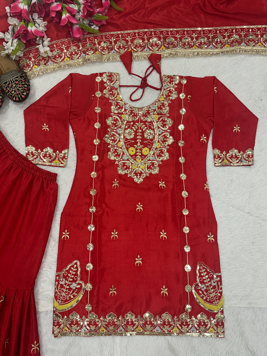 Beautiful Suit Set With Embroidery Work With Fancy Borders Less Work