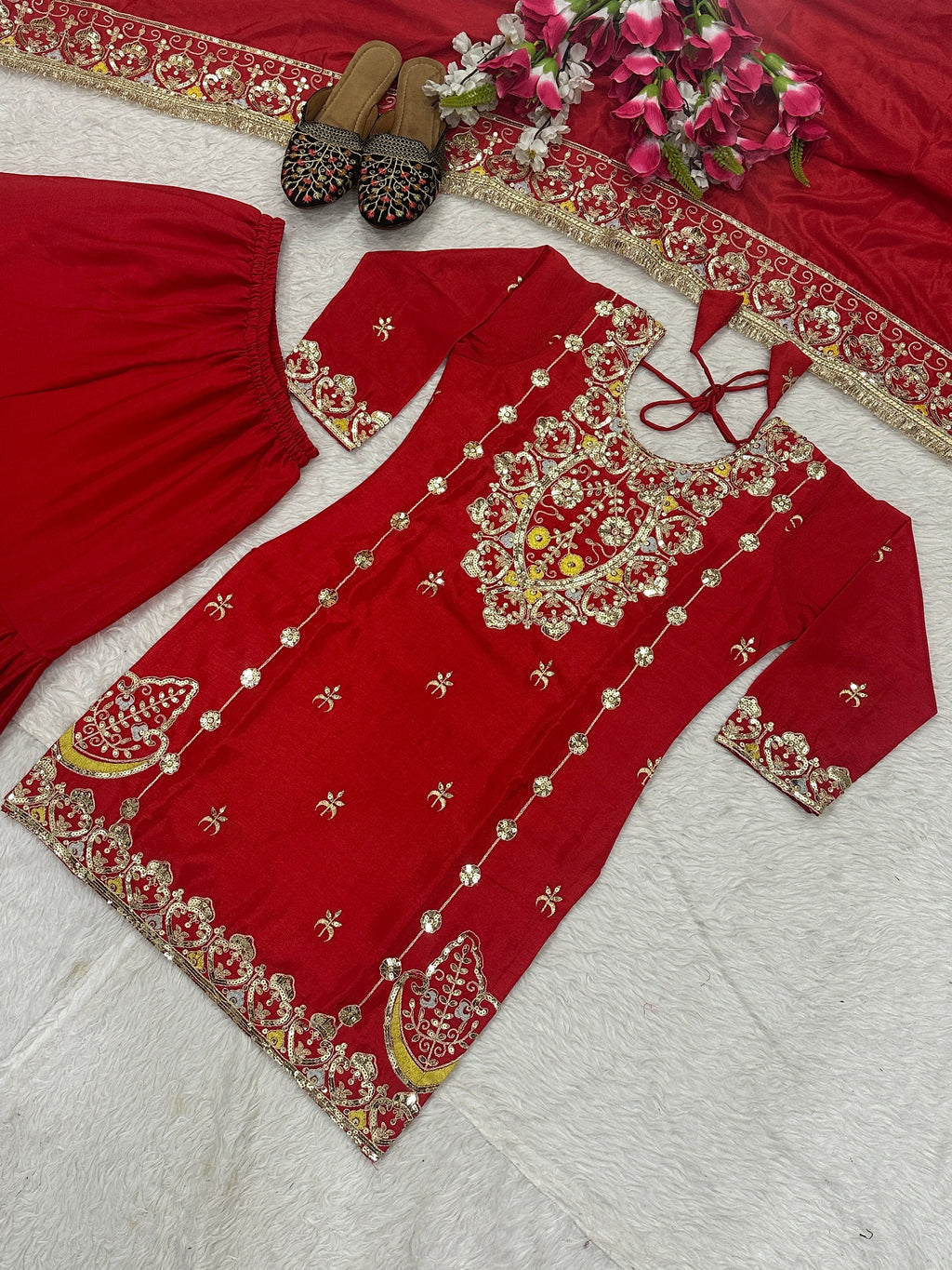 Beautiful Suit Set With Embroidery Work With Fancy Borders Less Work