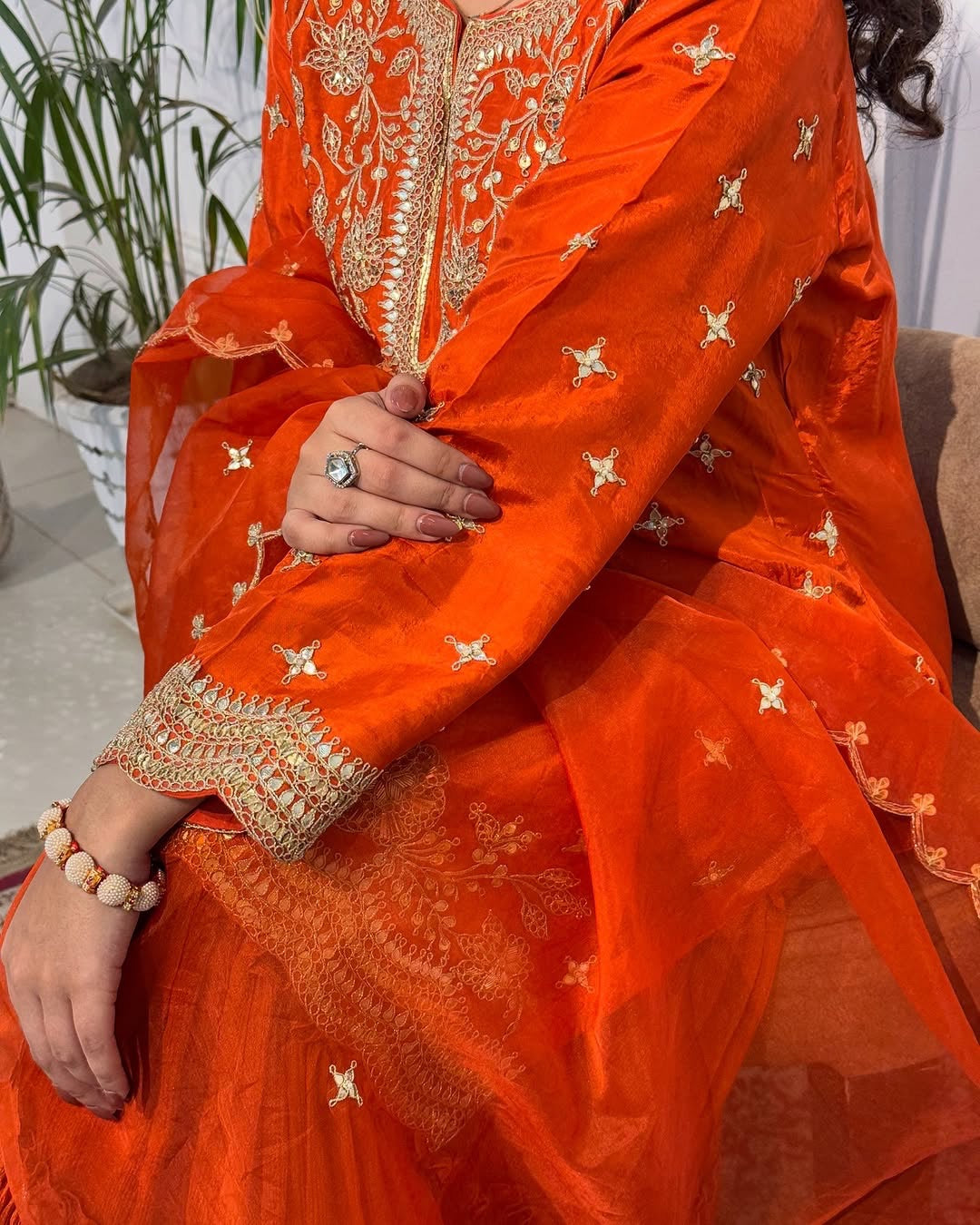 डिज़ाइनर पार्टी वियर टॉप बॉटम दुपट्टे के साथ