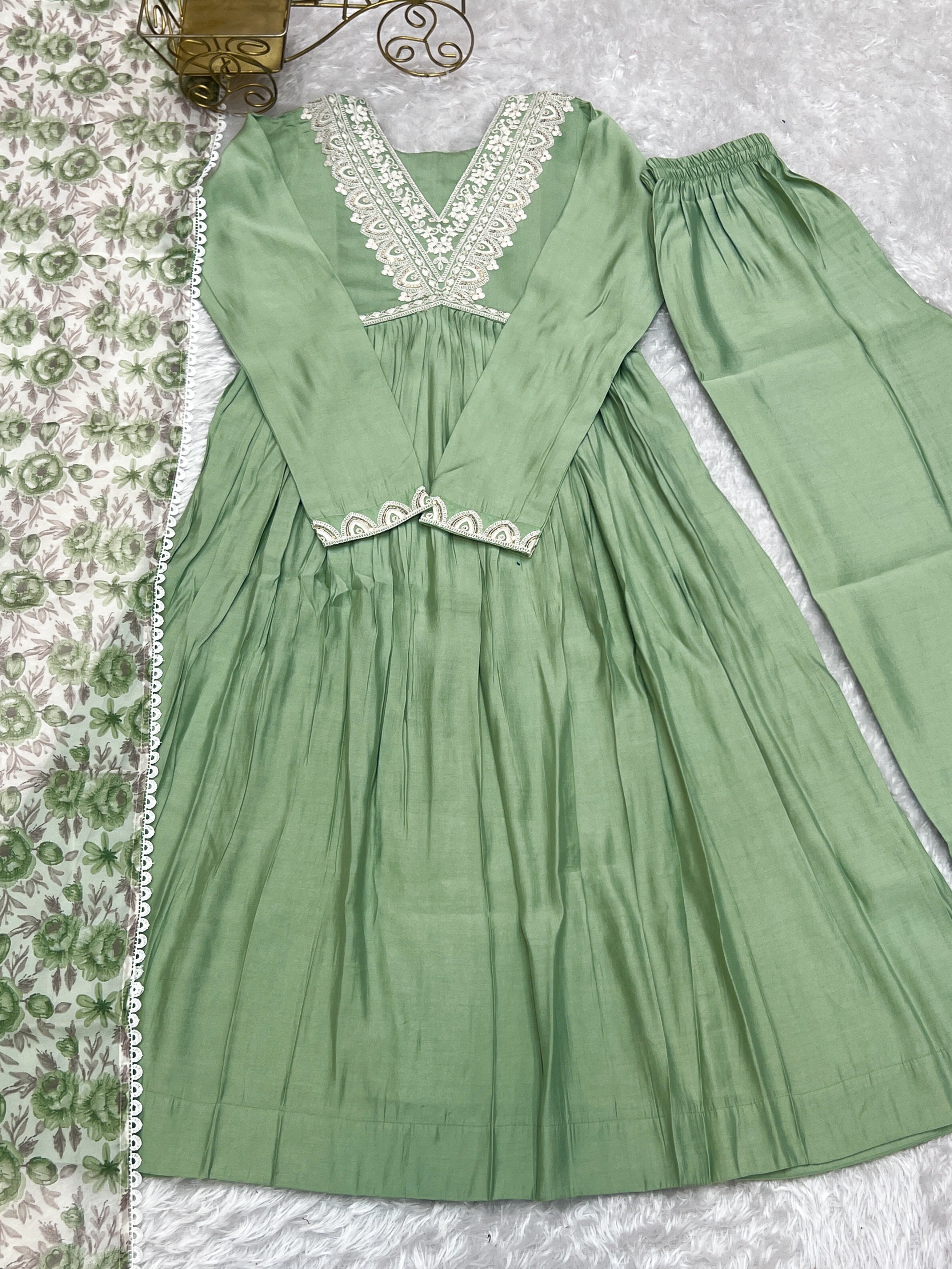 Beautiful Party Wear Naira Cut Kurti Pent And Dupatta