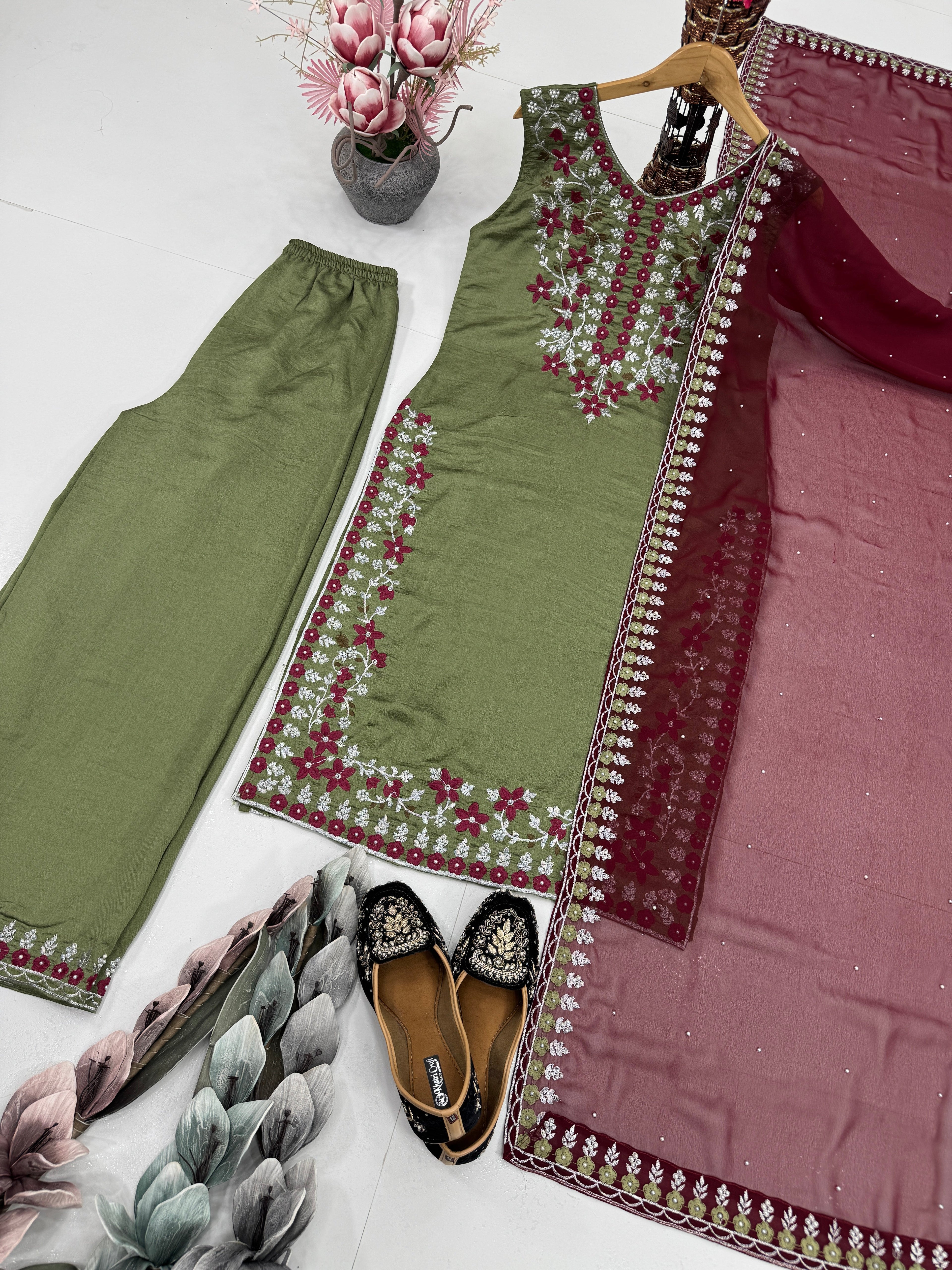 पार्टी वियर डिज़ाइनर टॉप और बॉटम दुपट्टे के साथ