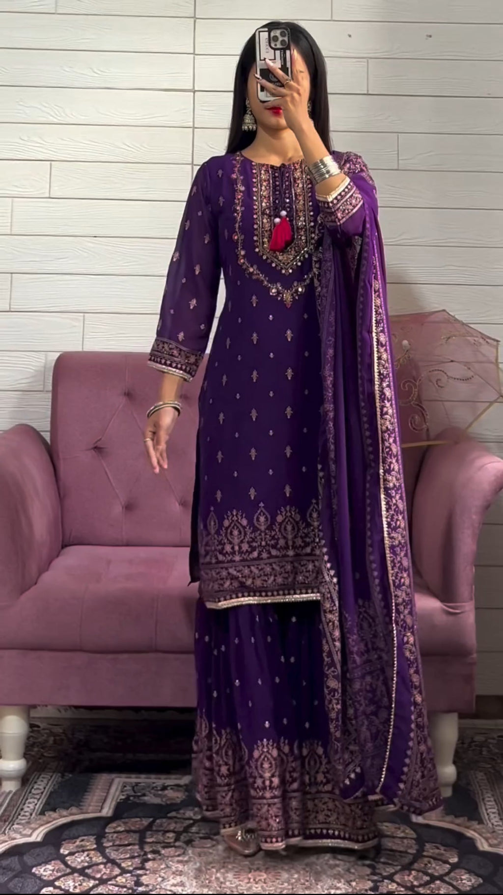 डिज़ाइनर पार्टी वियर लुक फैंसी टॉप-दुपट्टा और शरारा