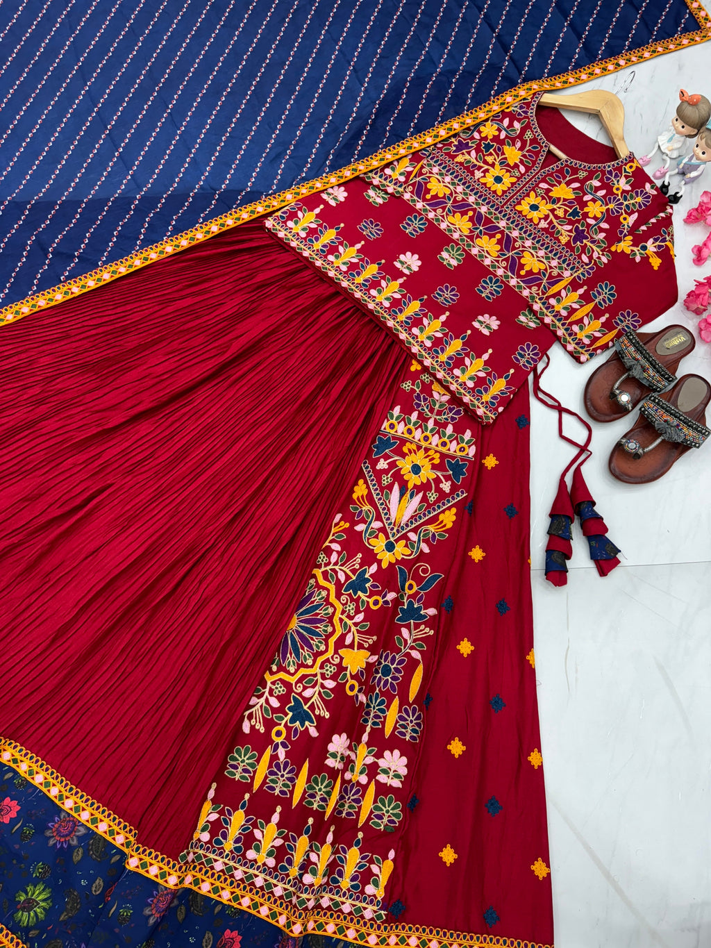Designer Lehenga Choli With Embroidered Gamthi Work