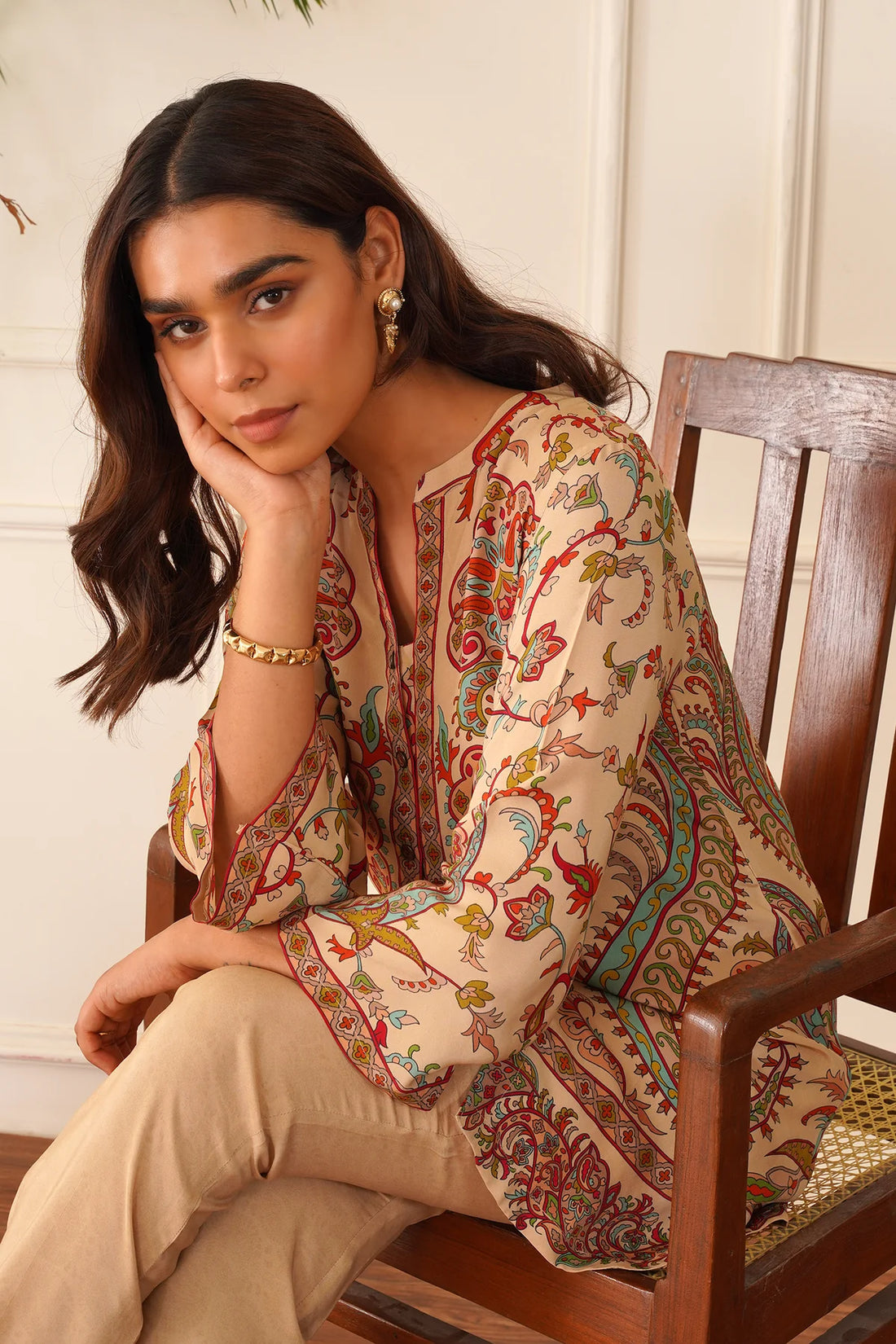 पार्टी वियर सुंदर डिजिटल प्रिंट के साथ सुंदर को-ऑर्ड सेट