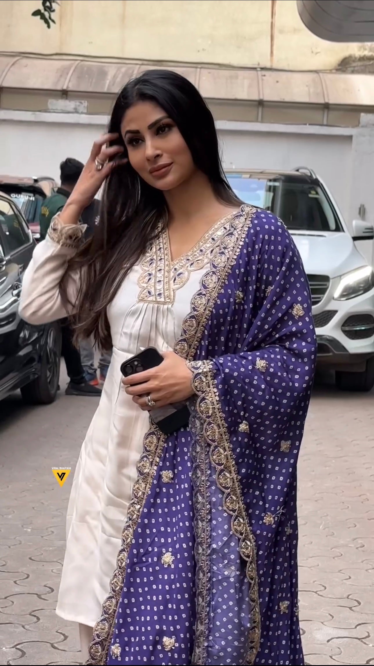 डिज़ाइनर पार्टी वियर लुक फैंसी टॉप बॉटम और प्रिंटेड दुपट्टा सेट