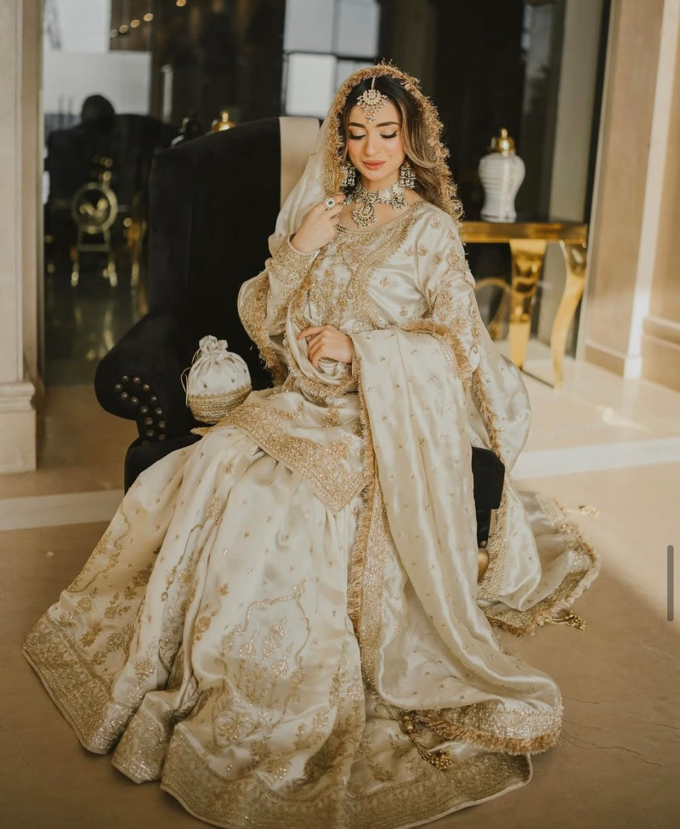 डिज़ाइनर पार्टी वियर टॉप बॉटम और दुपट्टा