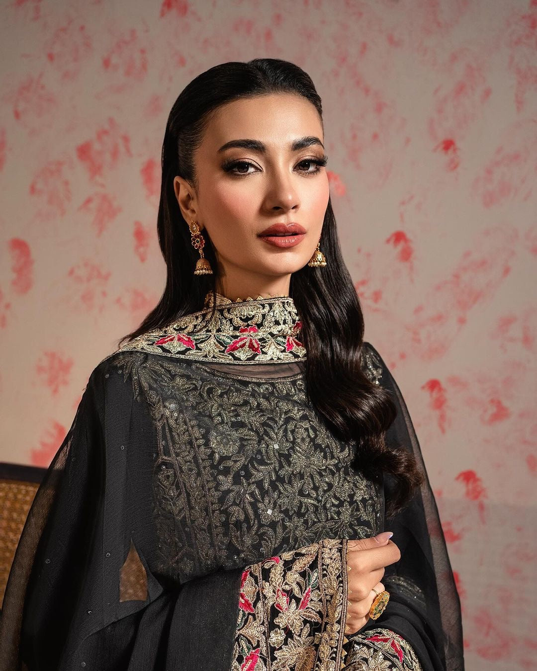 पार्टी वियर खूबसूरत टॉप-बॉटम और फैंसी दुपट्टा