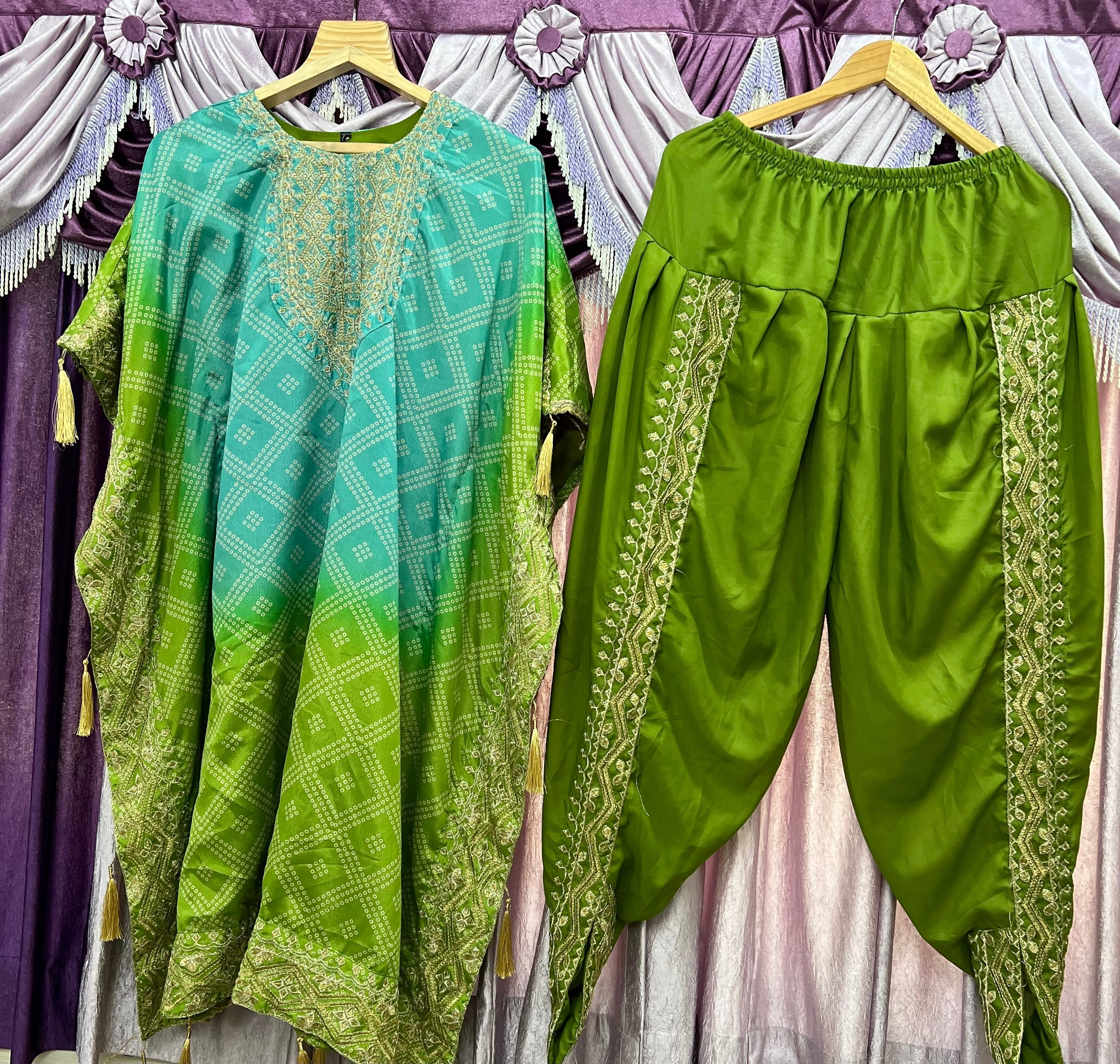 डिजिटल प्रिंट के साथ पार्टी वियर सुंदर टॉप-बॉटम