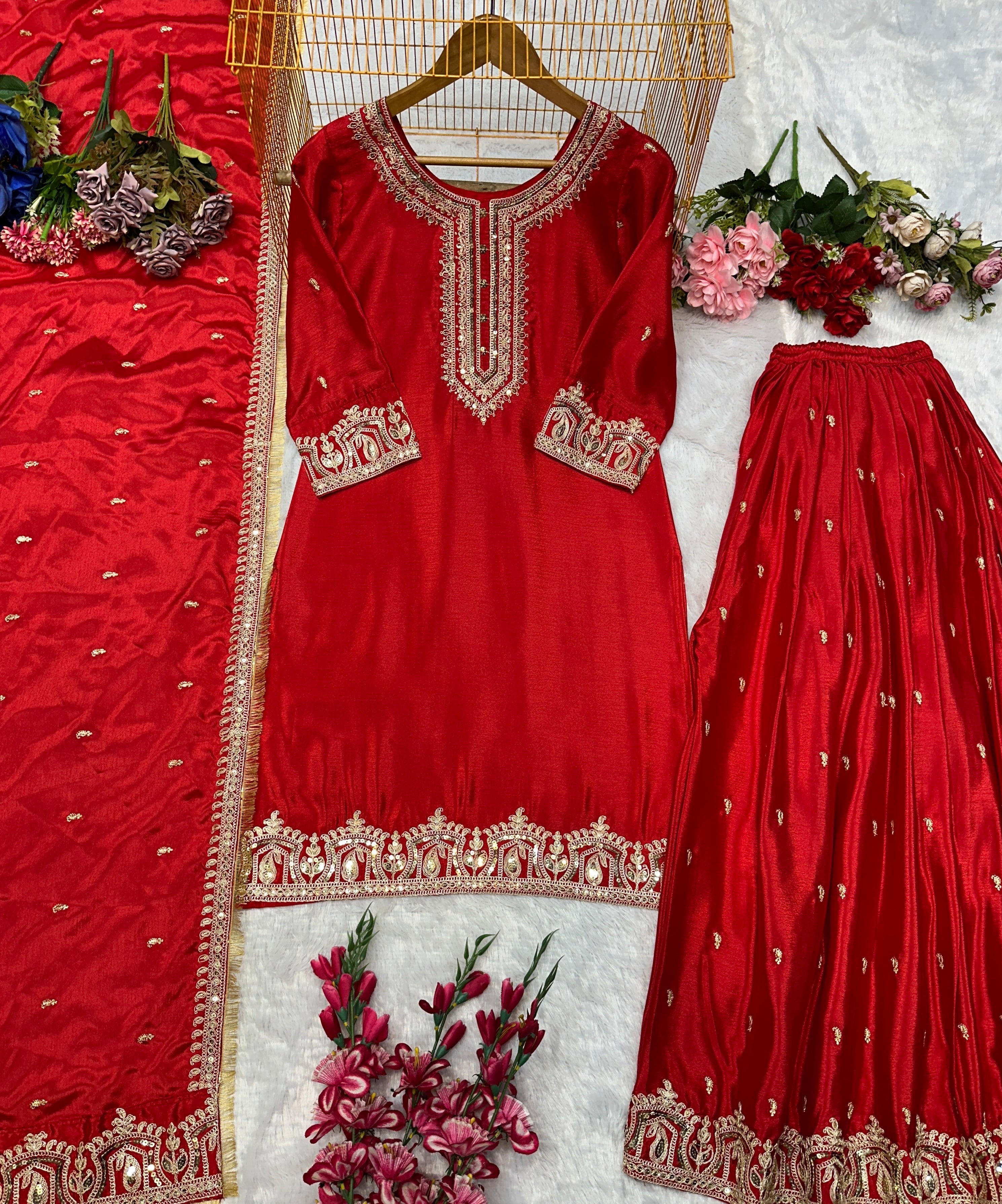 पार्टी वियर डिज़ाइनर सूट बॉटम और खूबसूरत दुपट्टा