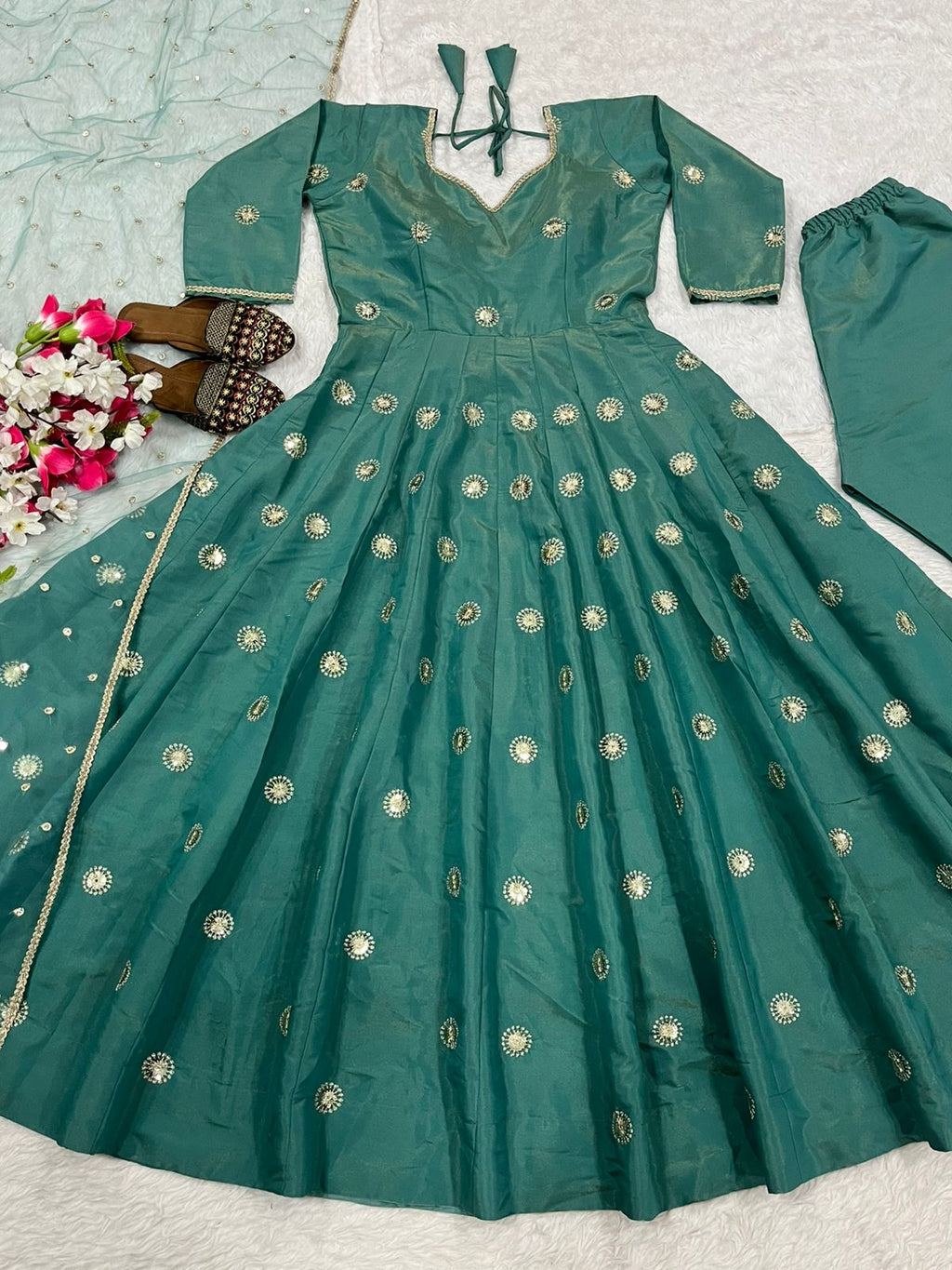 Designer Party Wear Look Anarkali Suit In New Fancy Style