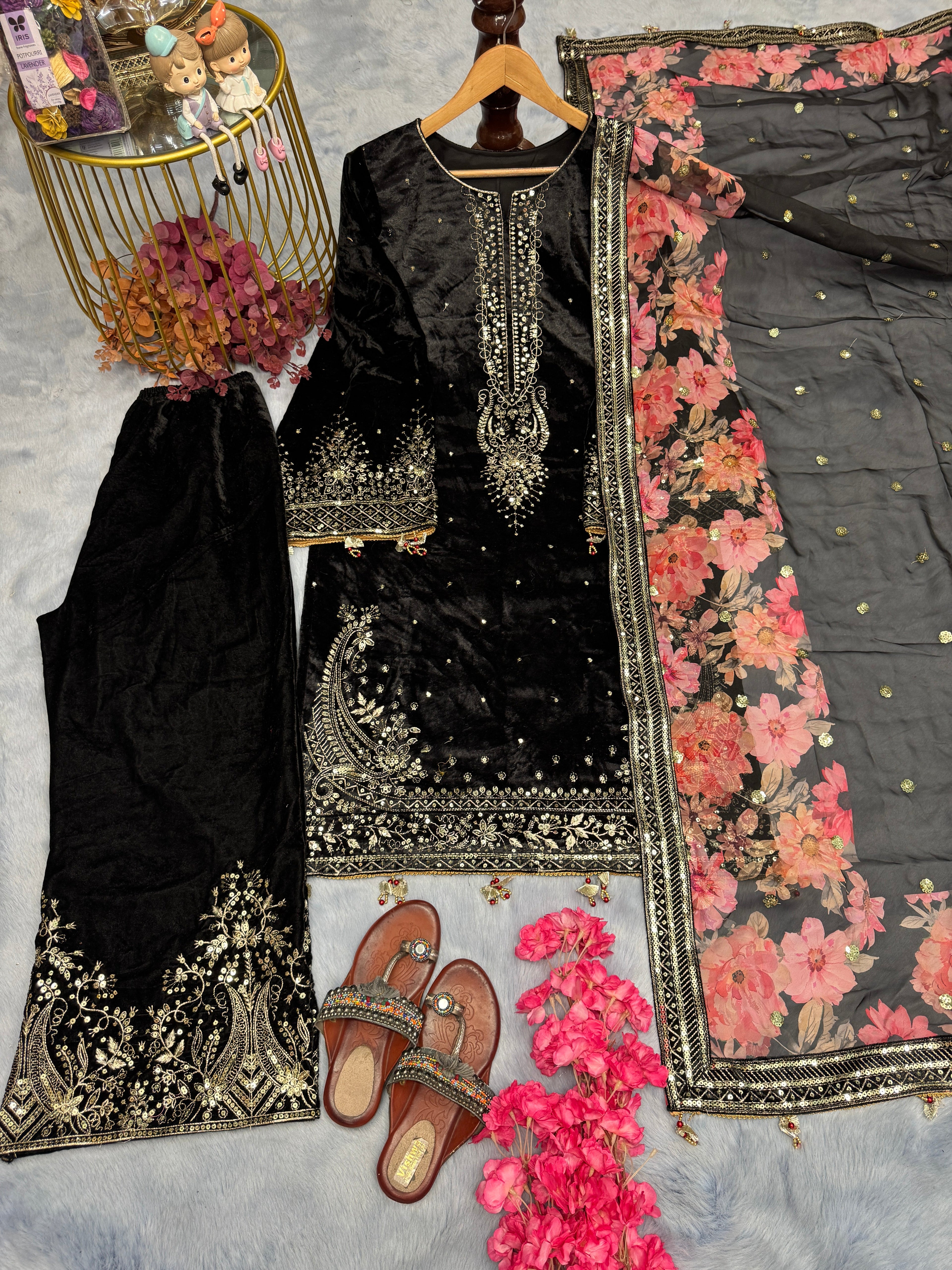 डिज़ाइनर पार्टी वियर लुक वेलवेट टॉप प्लाज़ो और खूबसूरत दुपट्टा