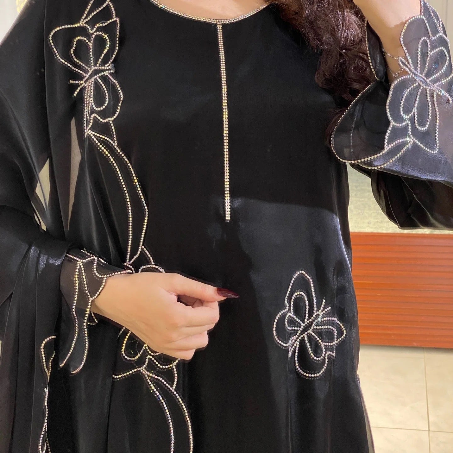 डायमंड वर्क वाला पार्टी वियर डिज़ाइनर सूट सेट