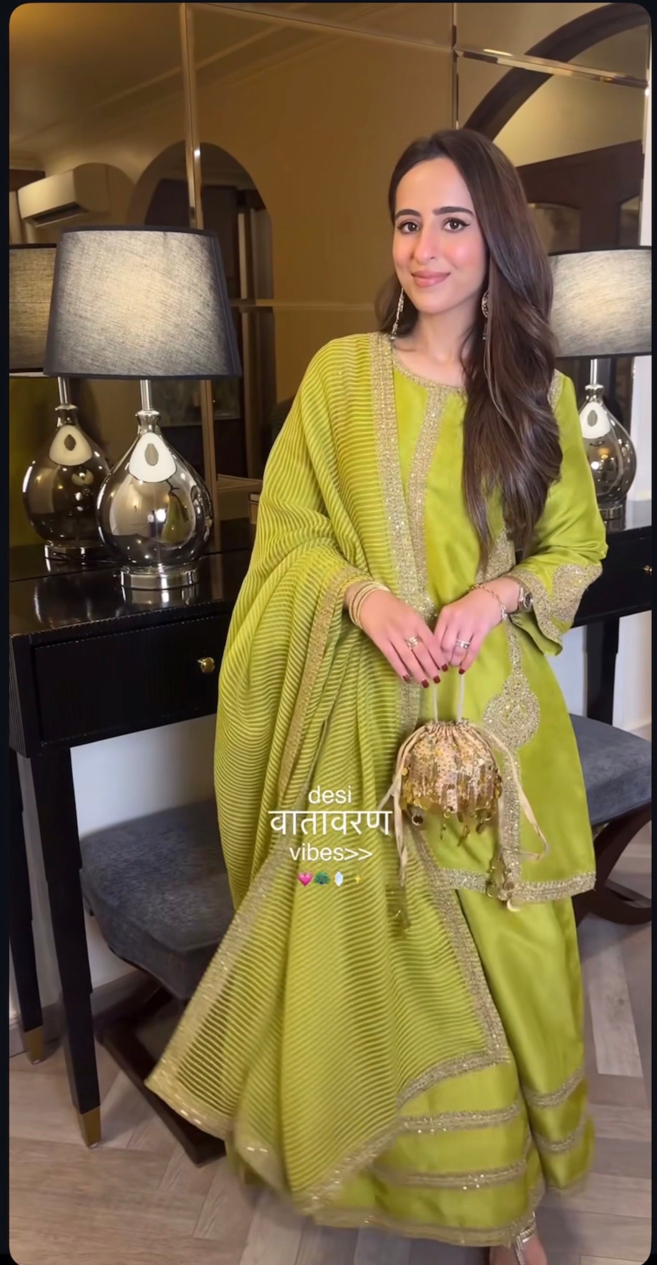 डिज़ाइनर पार्टी वियर खूबसूरत पलाज़ो सेट सीक्वेंस और ज़री वर्क के साथ