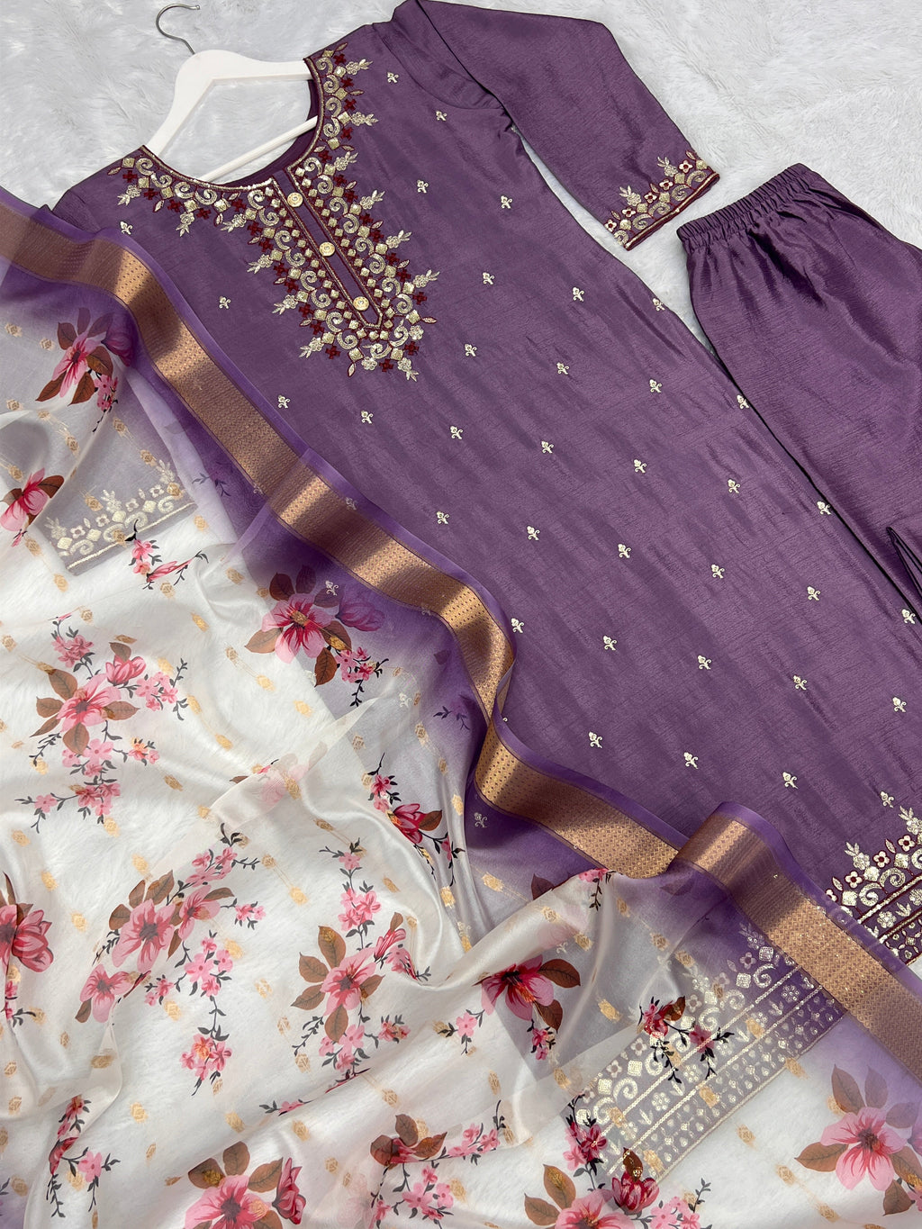 डिज़ाइनर पार्टी वियर टॉप - बॉटम फैंसी दुपट्टे के साथ