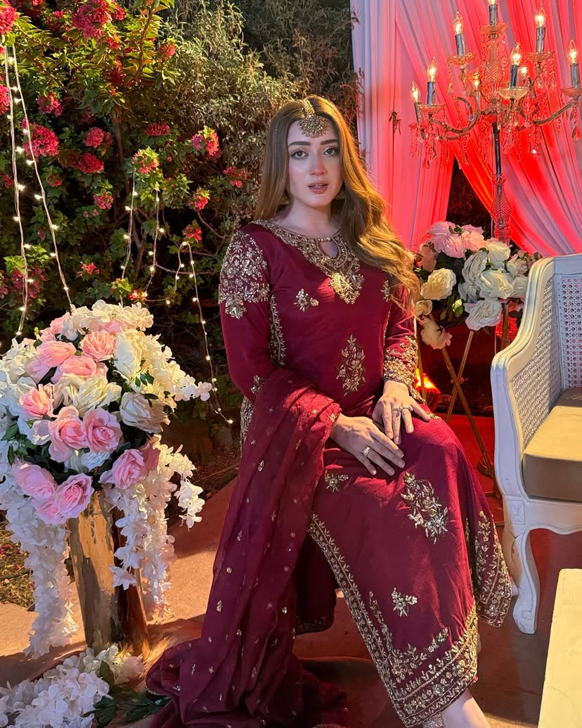 खूबसूरत पार्टी वियर टॉप प्लाज़ो और दुपट्टा