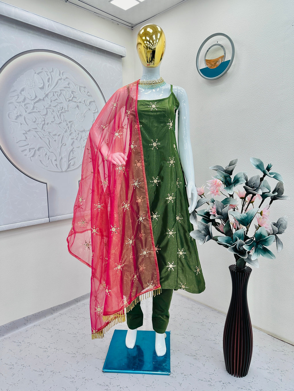 Designer Party Wear Top-Pent And Beautiful Dupatta