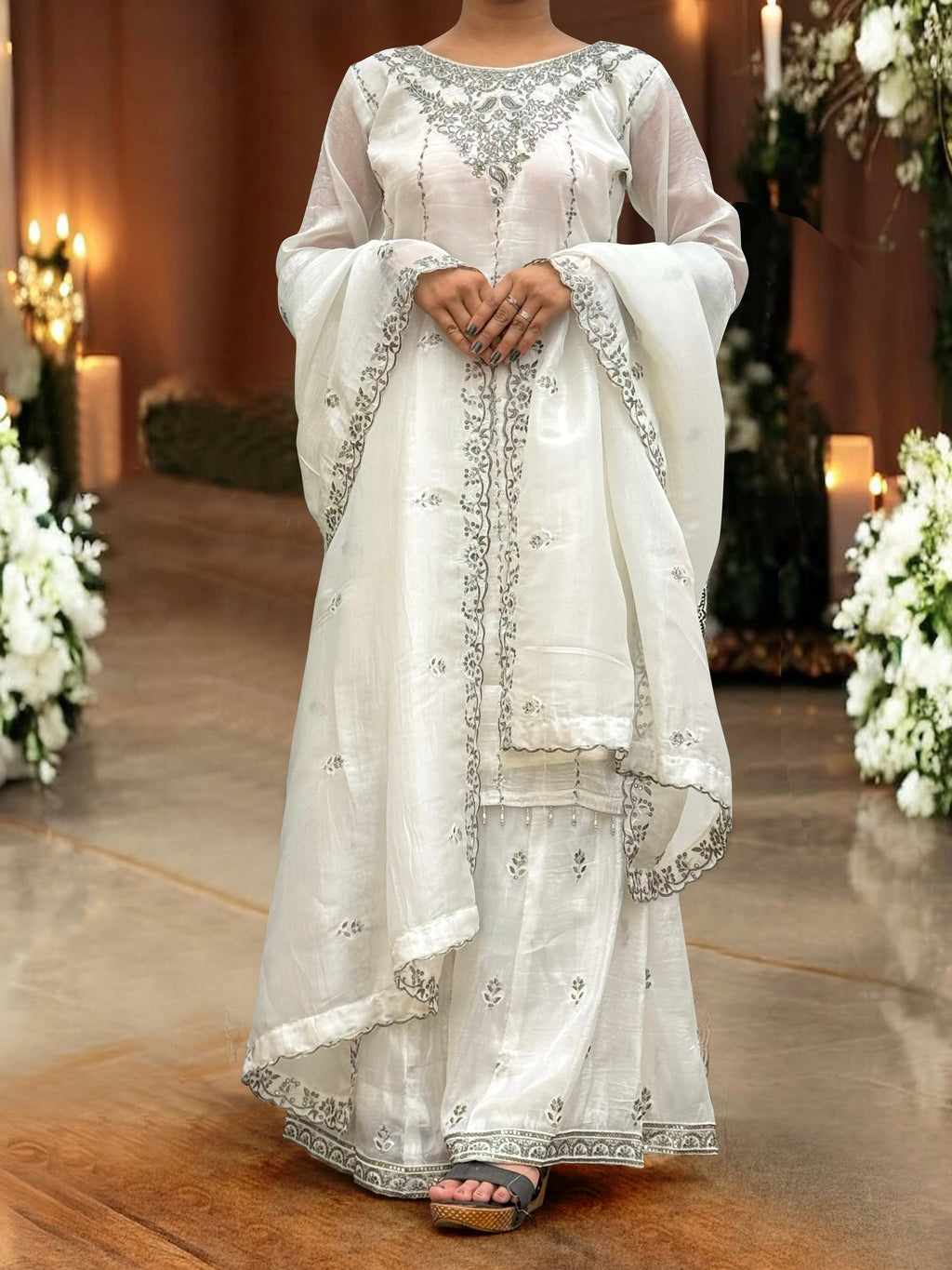 पार्टी वियर डिज़ाइनर टॉप-बॉटम और दुपट्टा