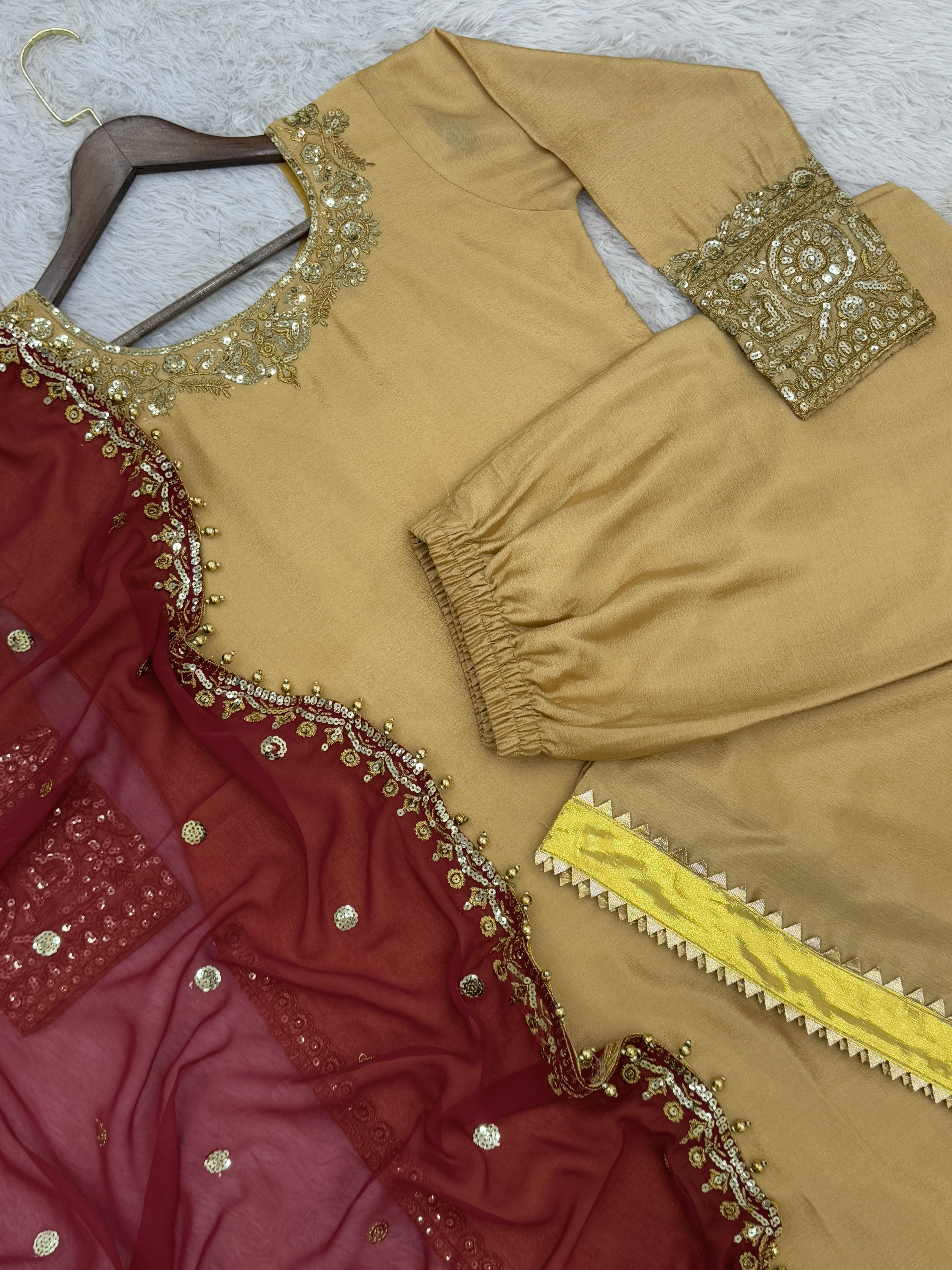 फैंसी टॉप - कढ़ाई और सेक्विन वर्क के साथ दुपट्टे के साथ प्लाज़ो